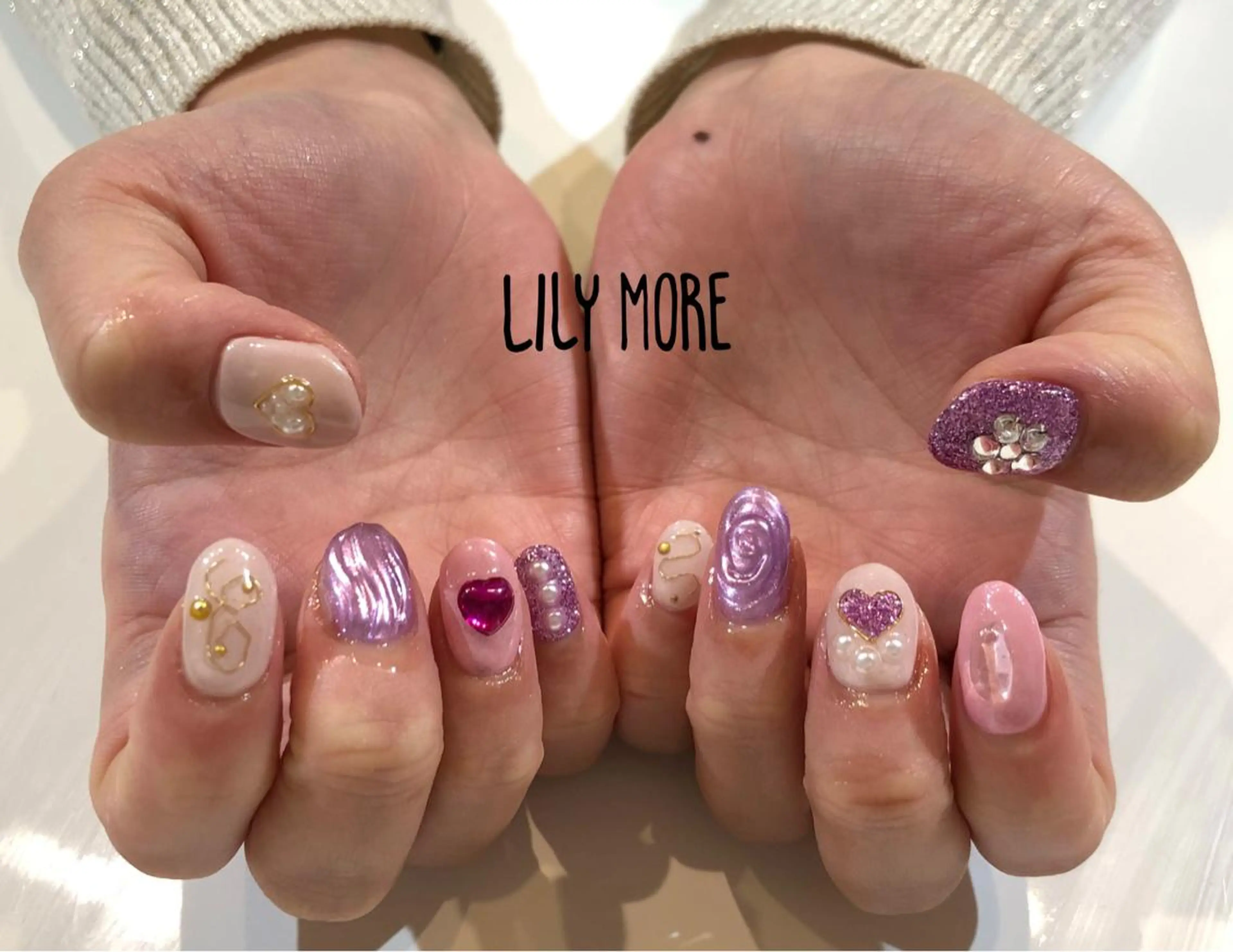 ネイル ミラーネイル パープル Lily closetのネイルデザイン