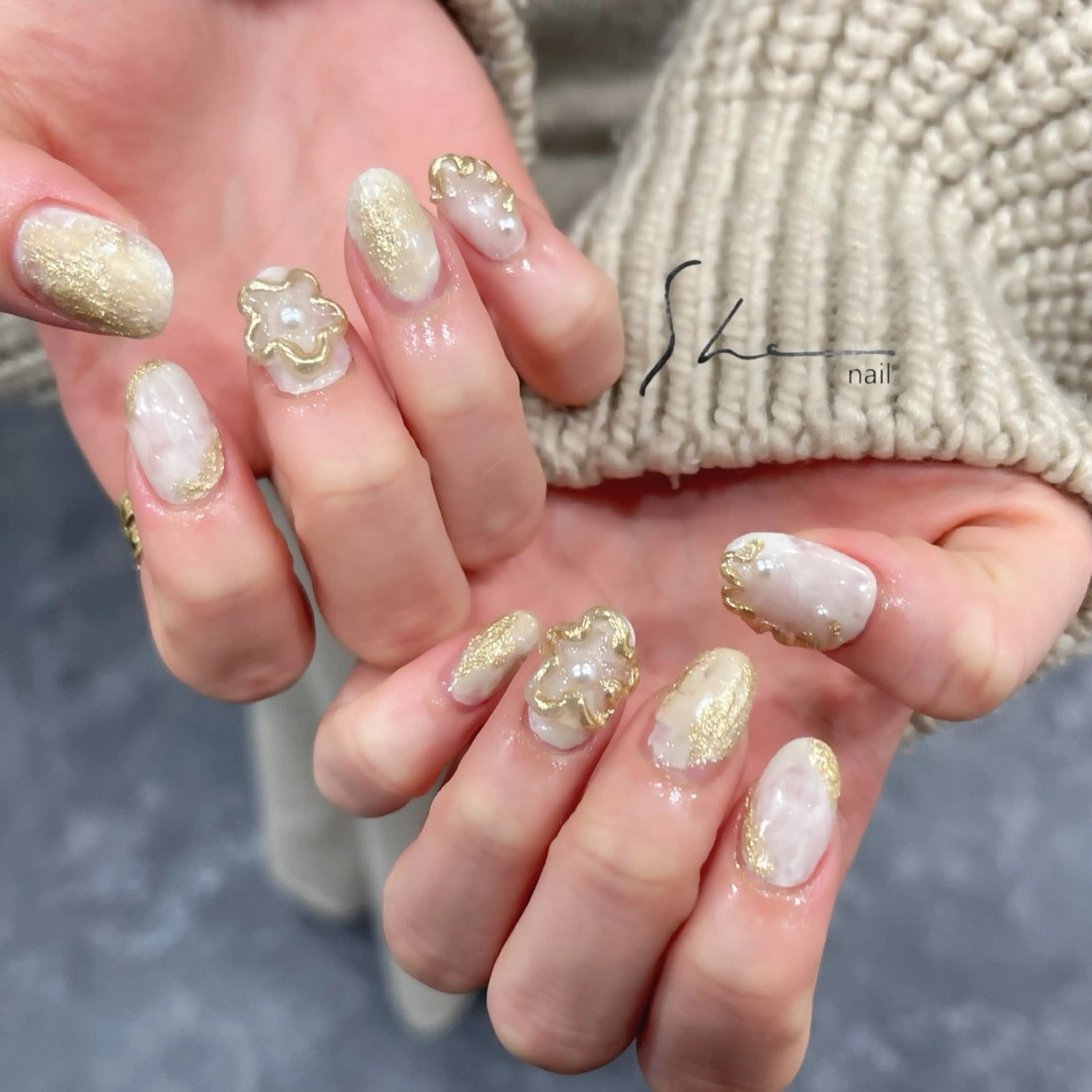 ネイル ハンドネイル SHE adusaのネイルデザイン