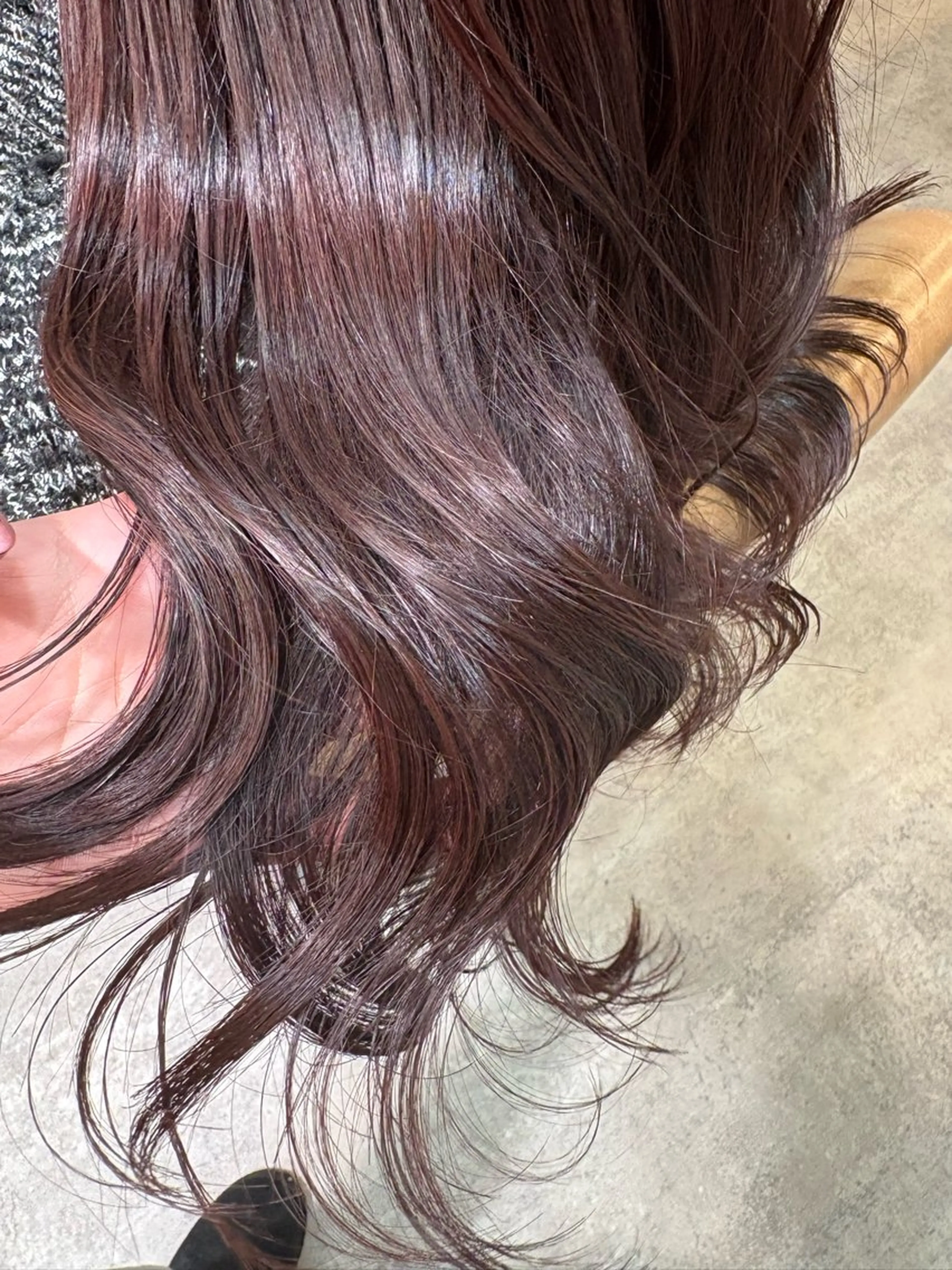 セミロング カラー 佐伯 美麗のヘアスタイル