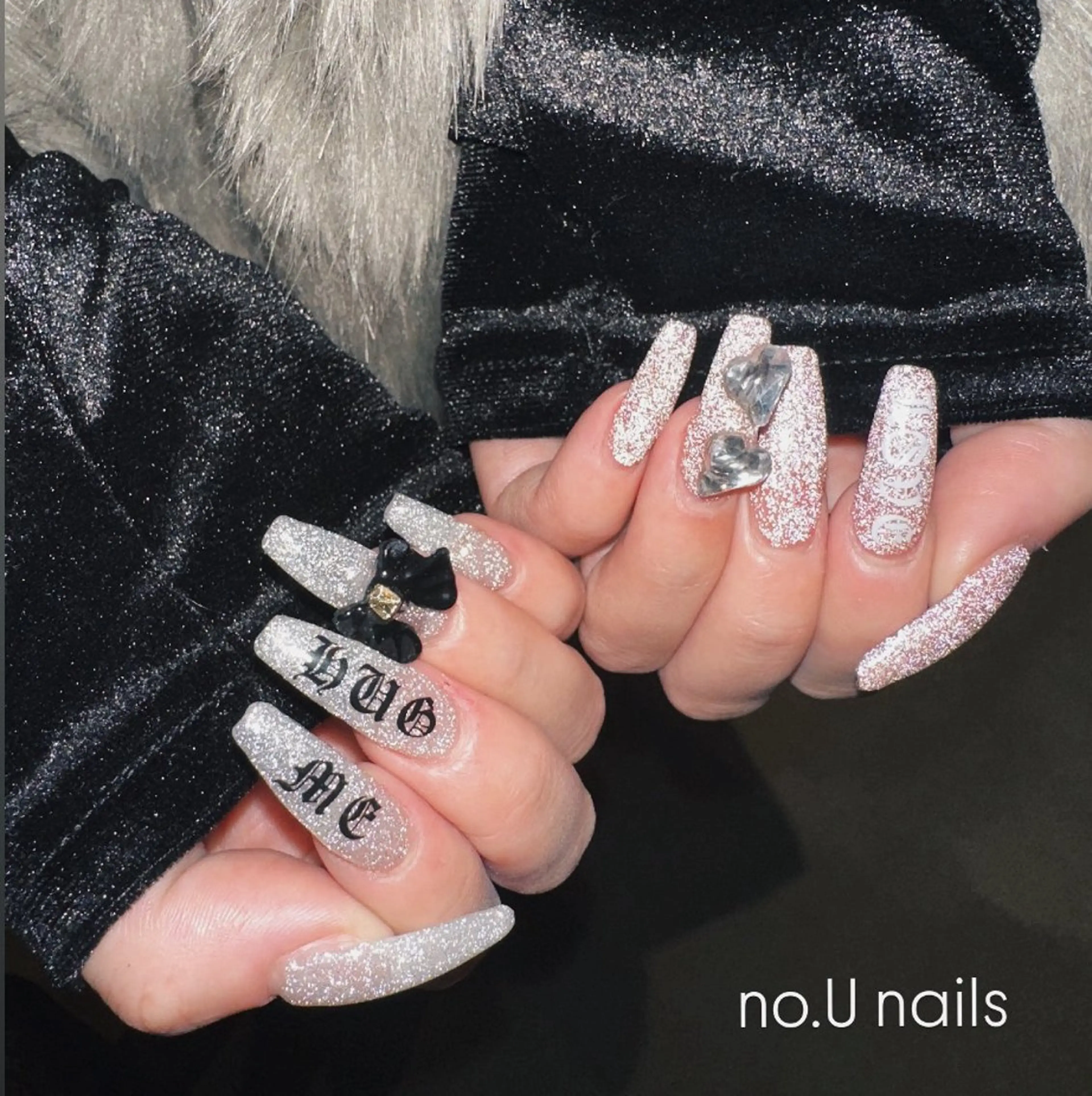 ネイル キラキラネイル リボン ハンドネイル no.U nailsのネイルデザイン