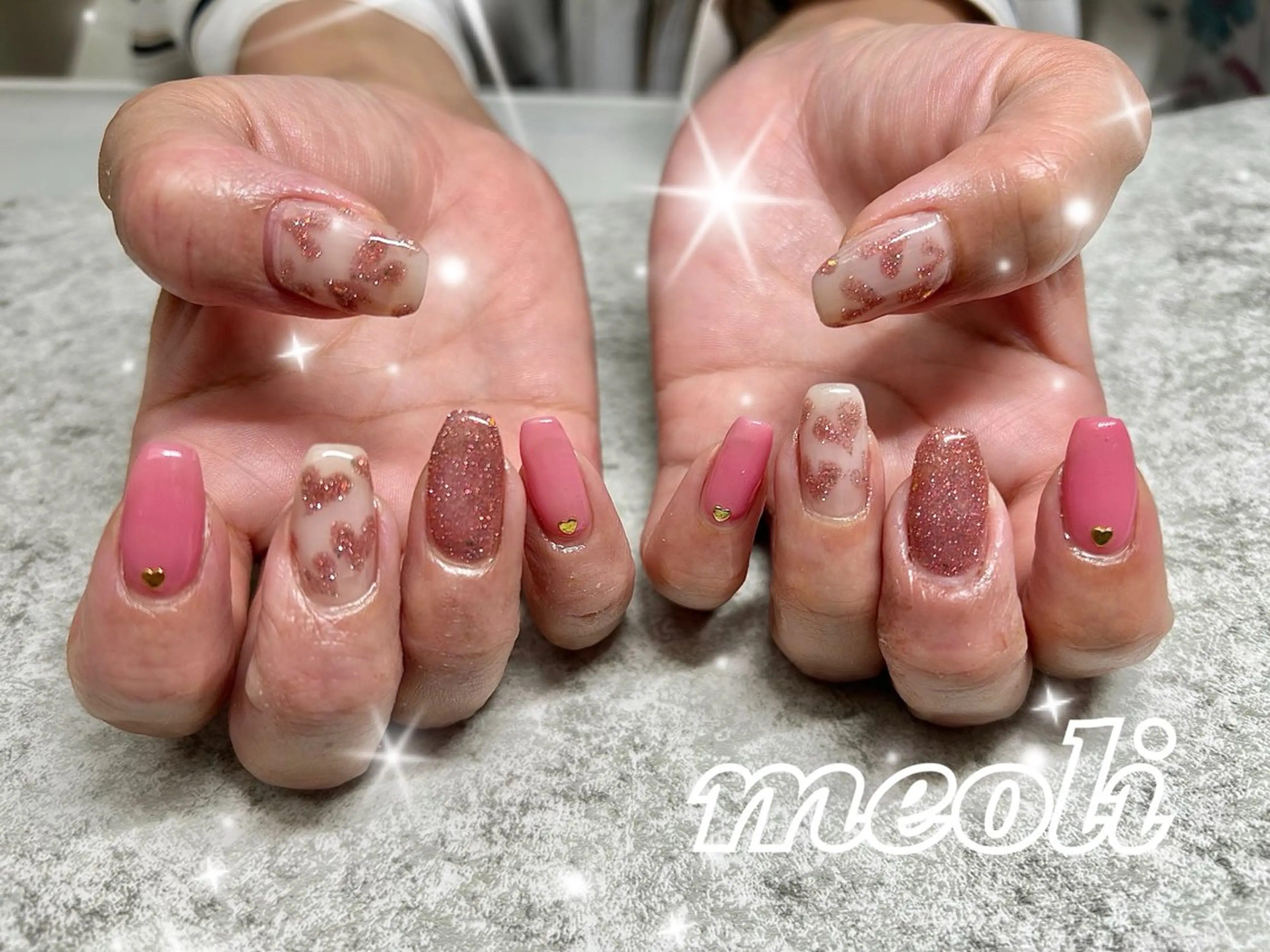 ネイル アートネイル フラッシュネイル ハート ラメ(グリッター) ワンカラーネイル ハンドネイル nail salon meoli　アヤのネイルデザイン