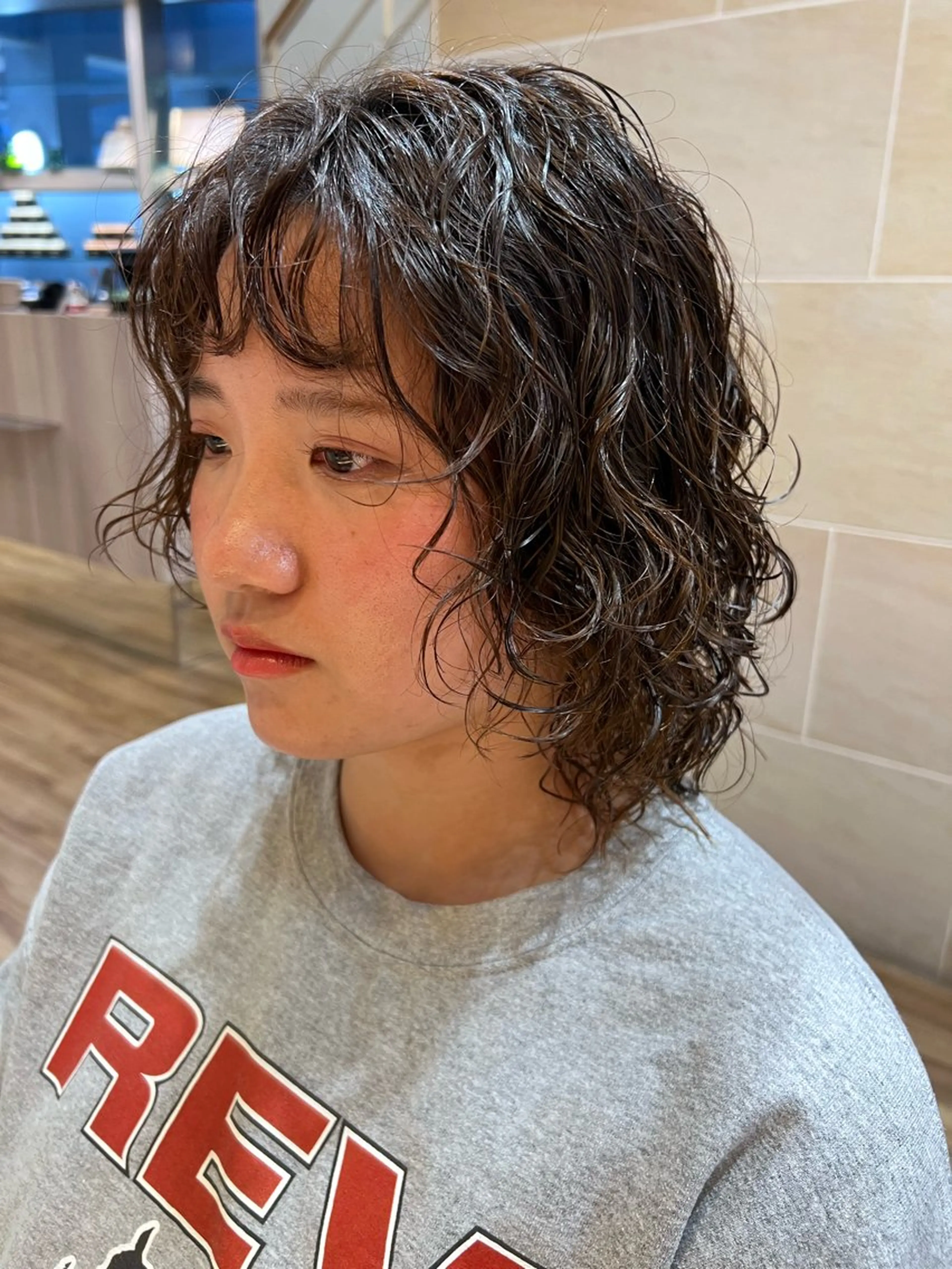 ミディアム パーマ カット パーマ しみず さくら🌸のヘアスタイル