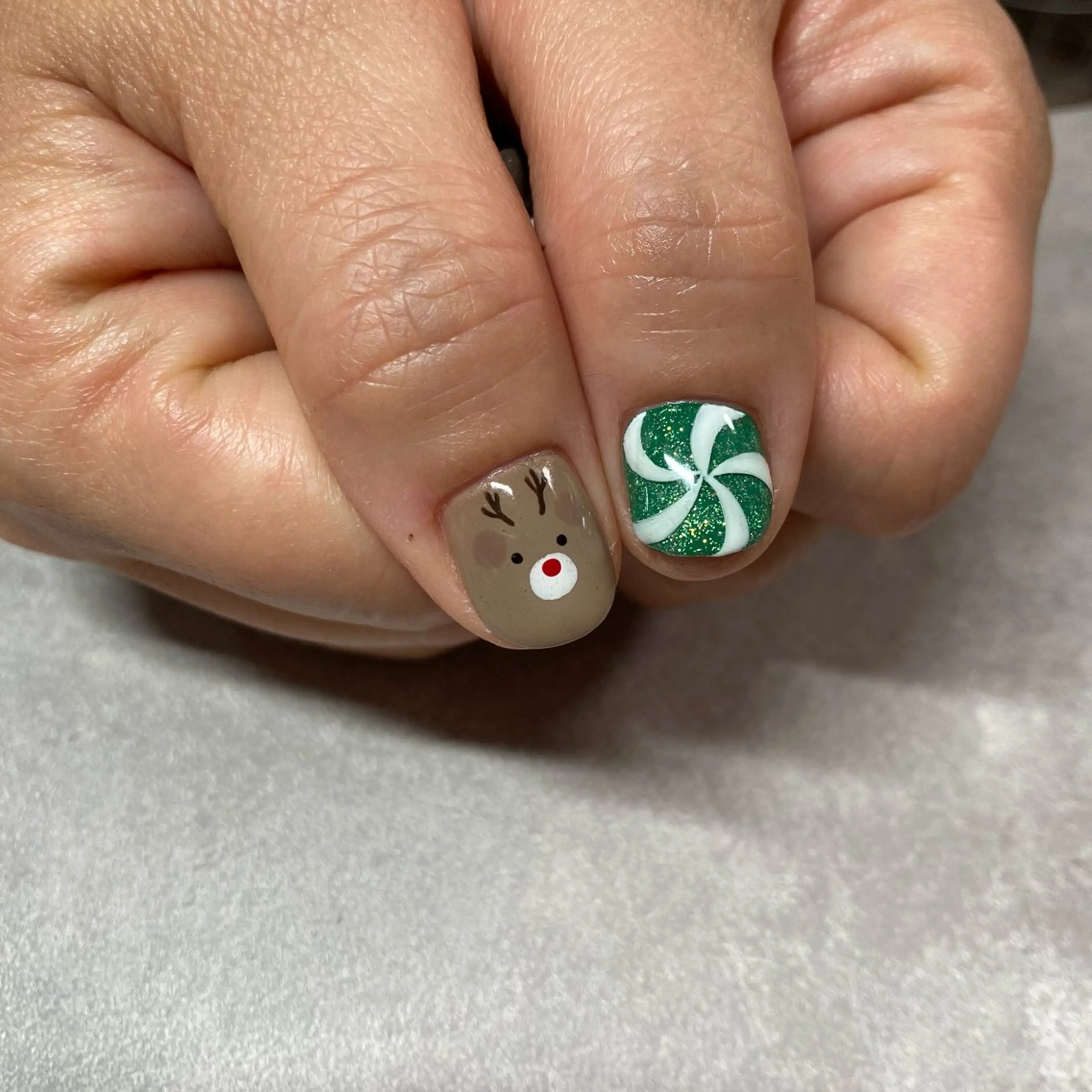 ネイル nails by saya所属・nails by sayaのネイルデザイン