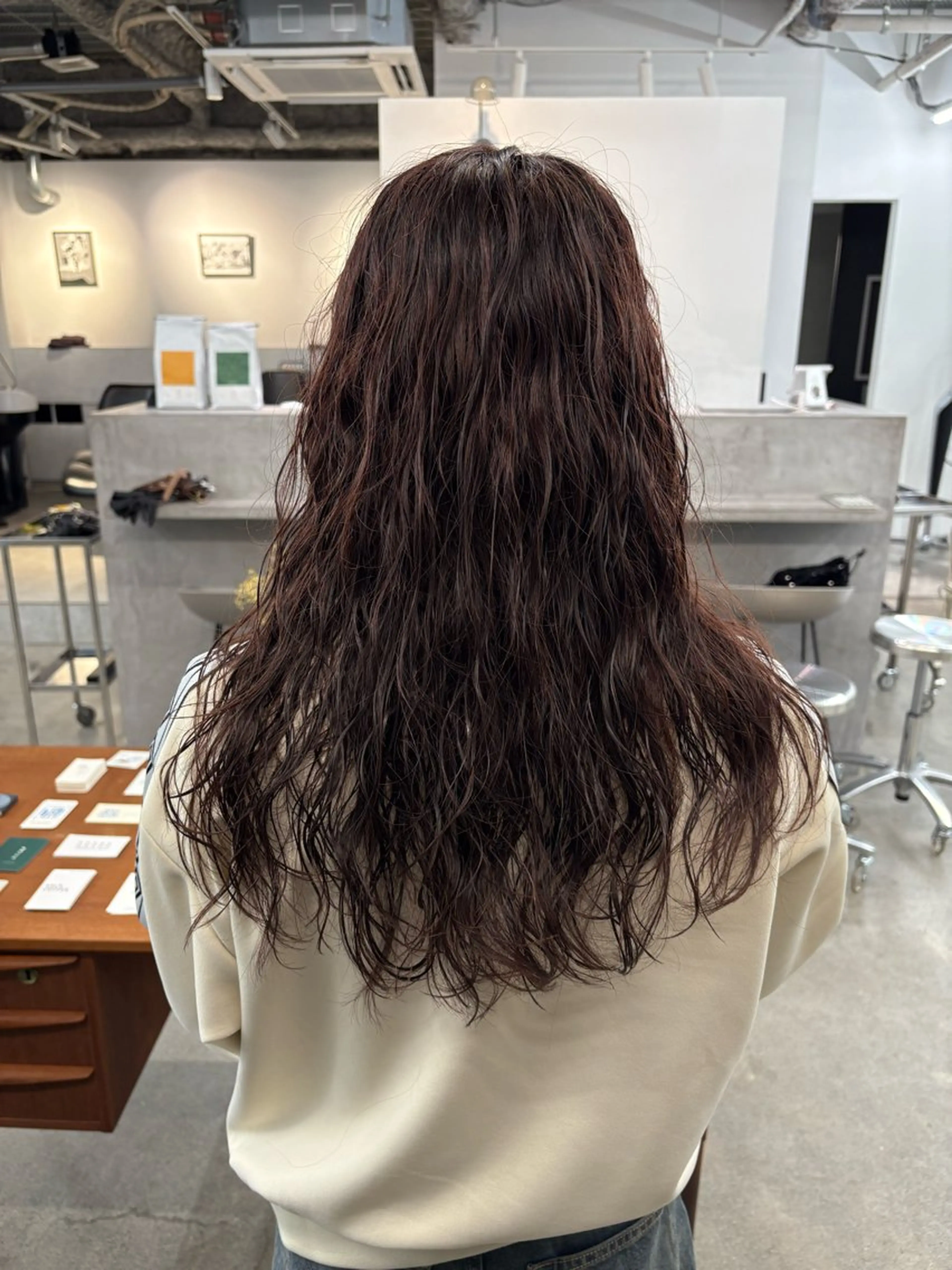ロング ボブ ウルフカット カット ヘアカラー パーマ 【お洒落パーマ】 Elme　肥塚康汰郎のヘアスタイル