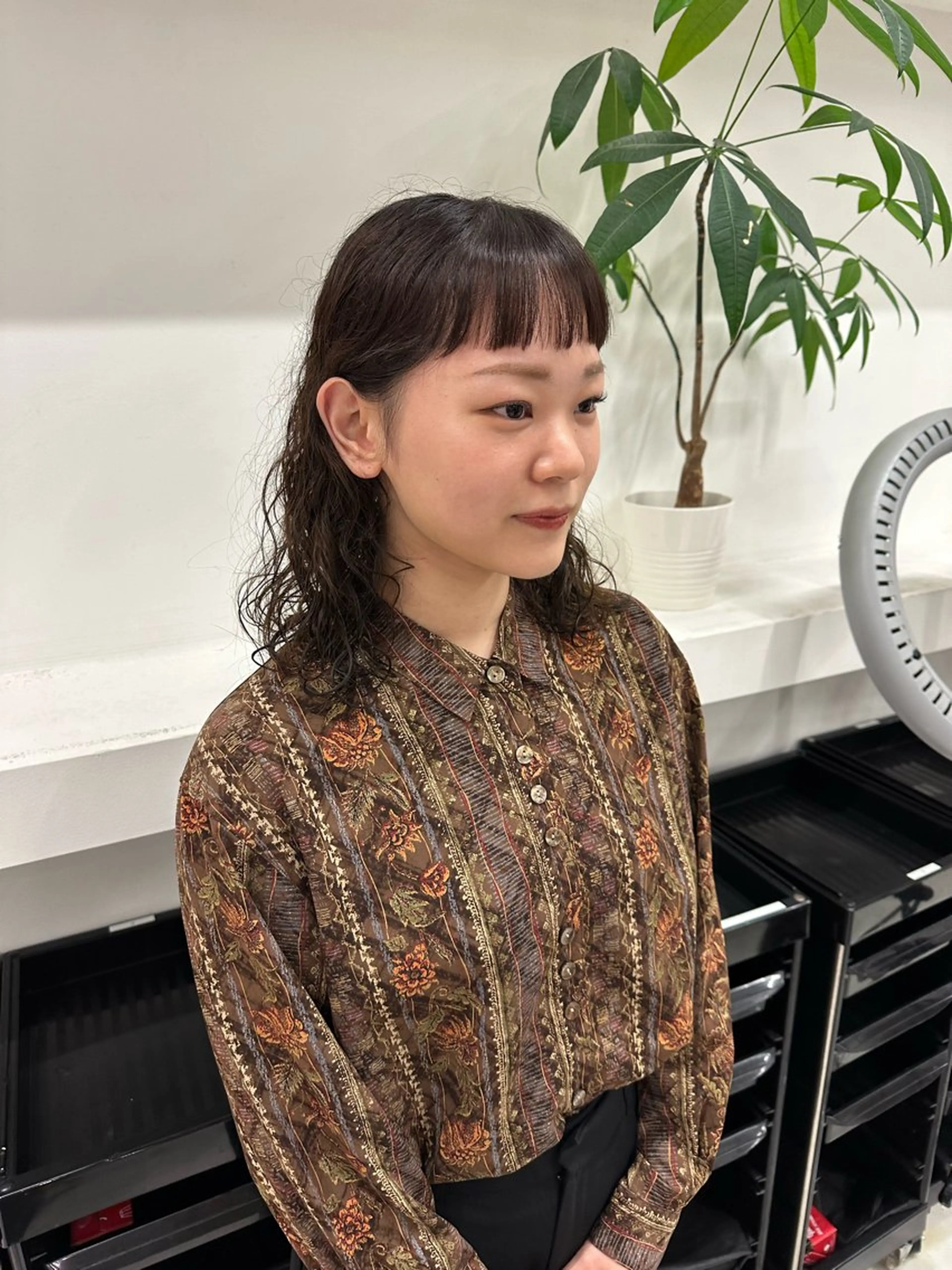 ミディアム カラー パーマ キッズ カット パーマ トリートメント オトナヘア🌸 harukaのヘアスタイル