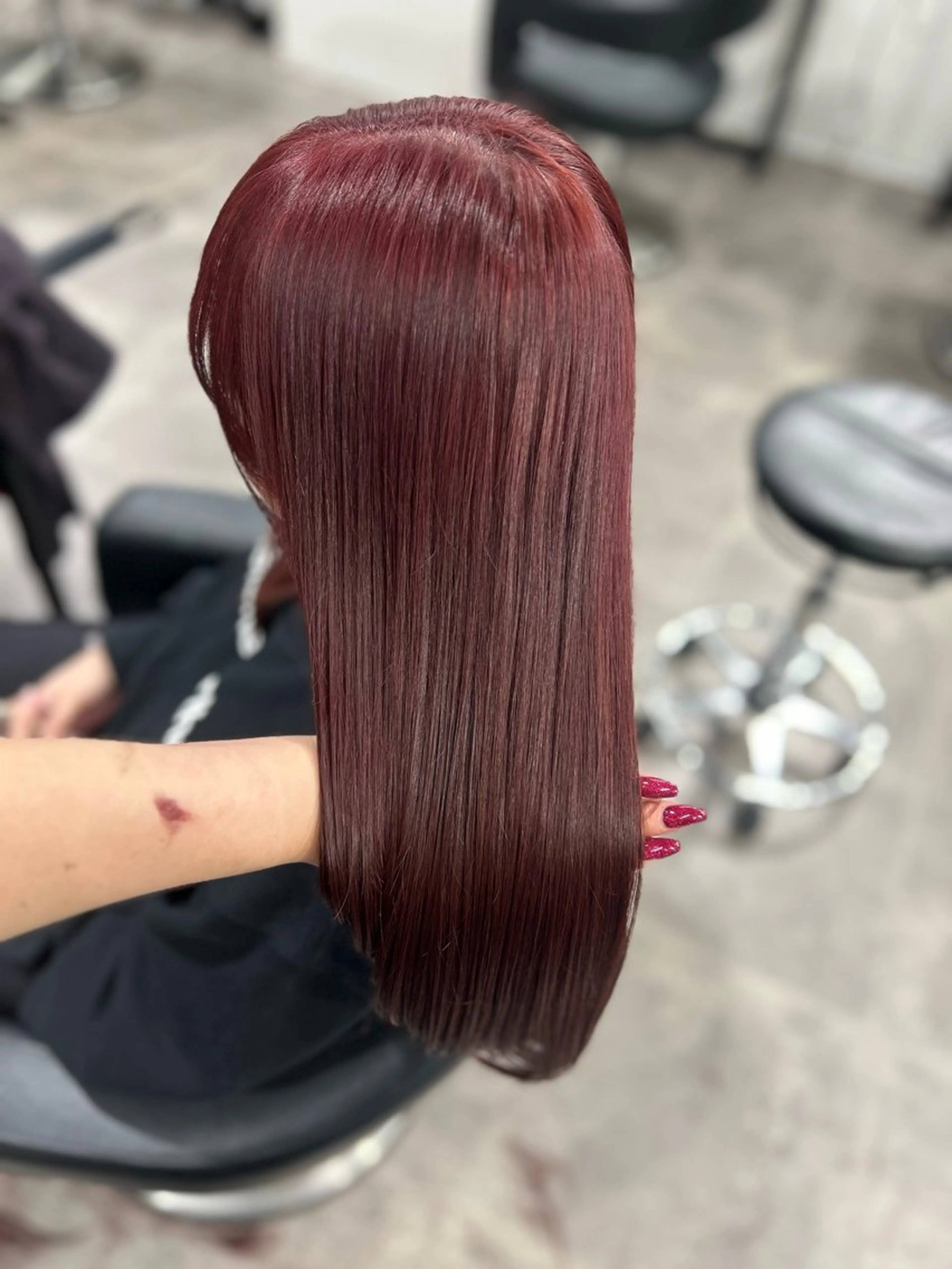 セミロング カラー ヘアアレンジ レッドカラー 💎韓国/ レイヤー カット/ 暖色🫧のヘアスタイル