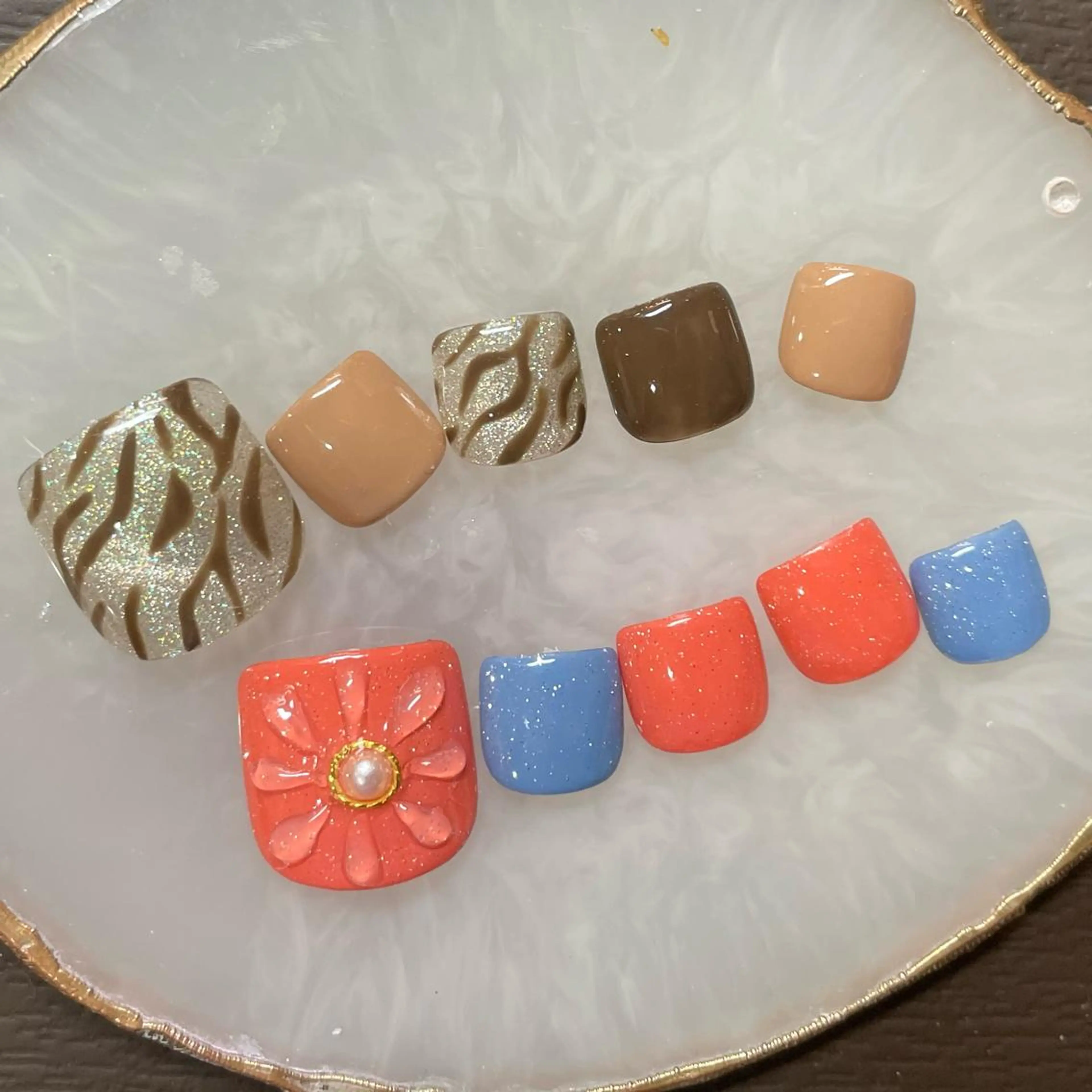 ネイル フットネイル Sunny.Roa nail💅のネイルデザイン