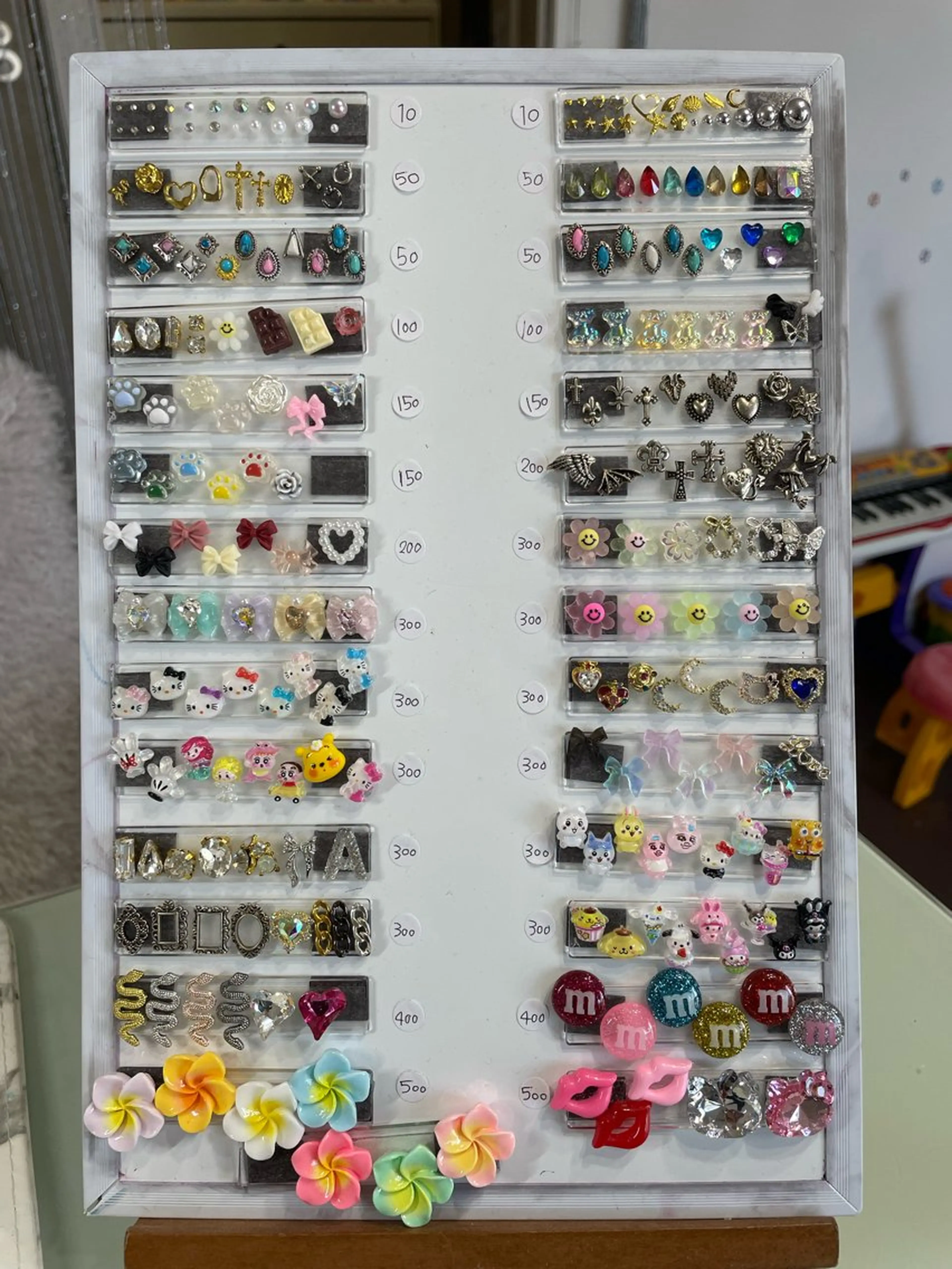 see love gritterのネイルデザイン