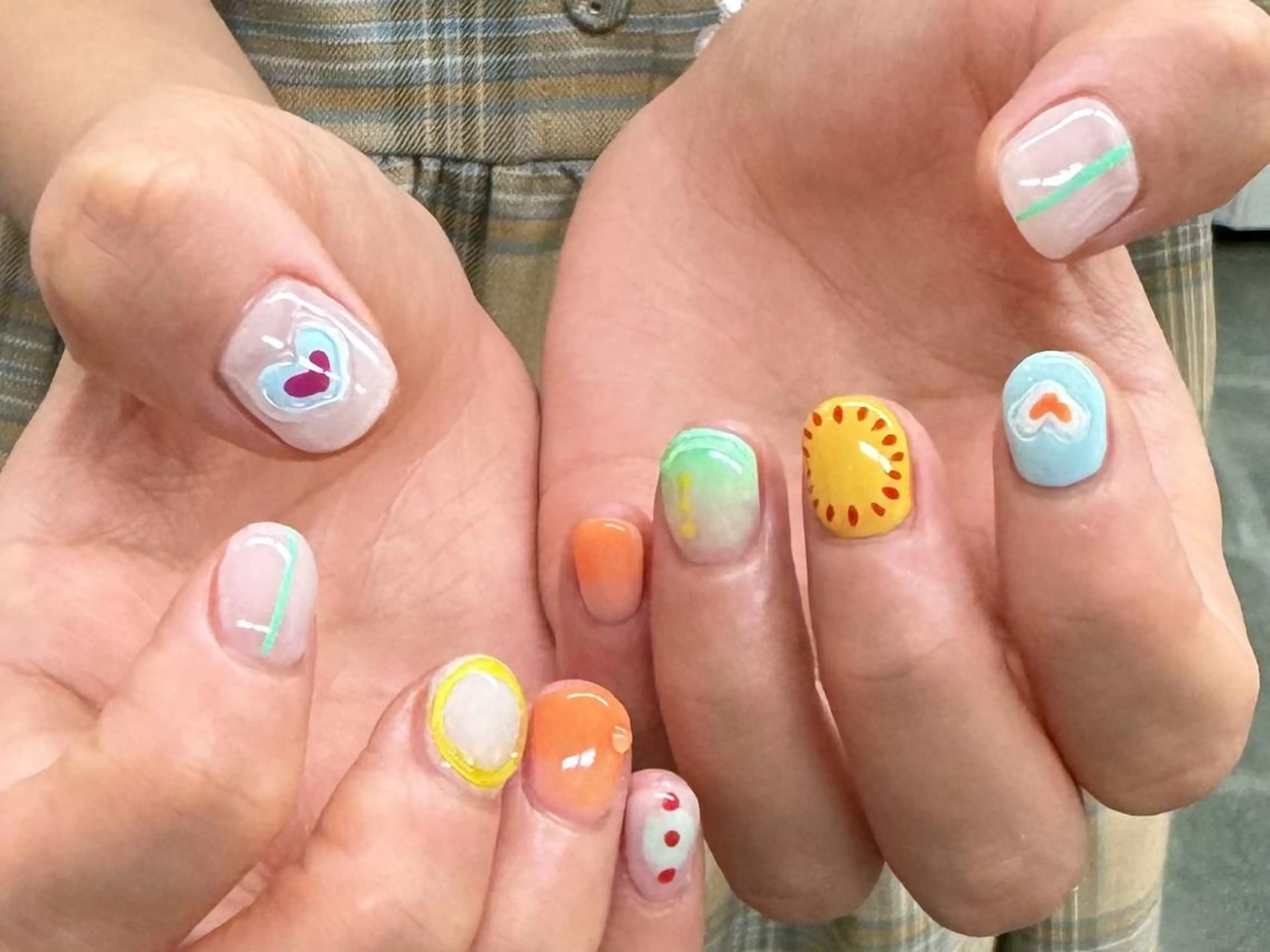 ネイル ジェルネイル 韓国ネイル ニュアンスネイル ワンホンネイル nailstudio eviz新宿店のネイルデザイン