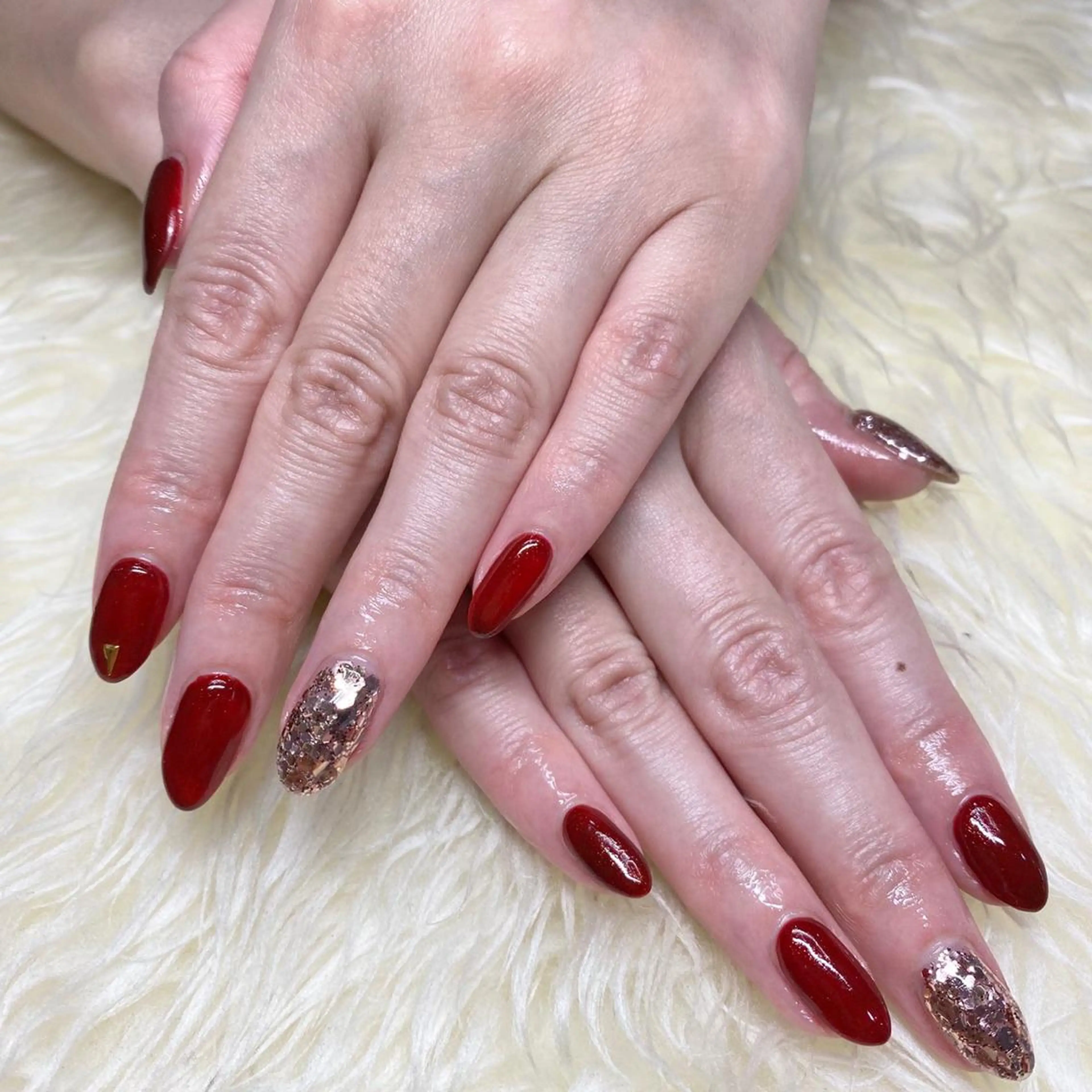 ネイル ゴージャス 赤色 ハンドネイル Nail&eye Belire 新宿のネイルデザイン