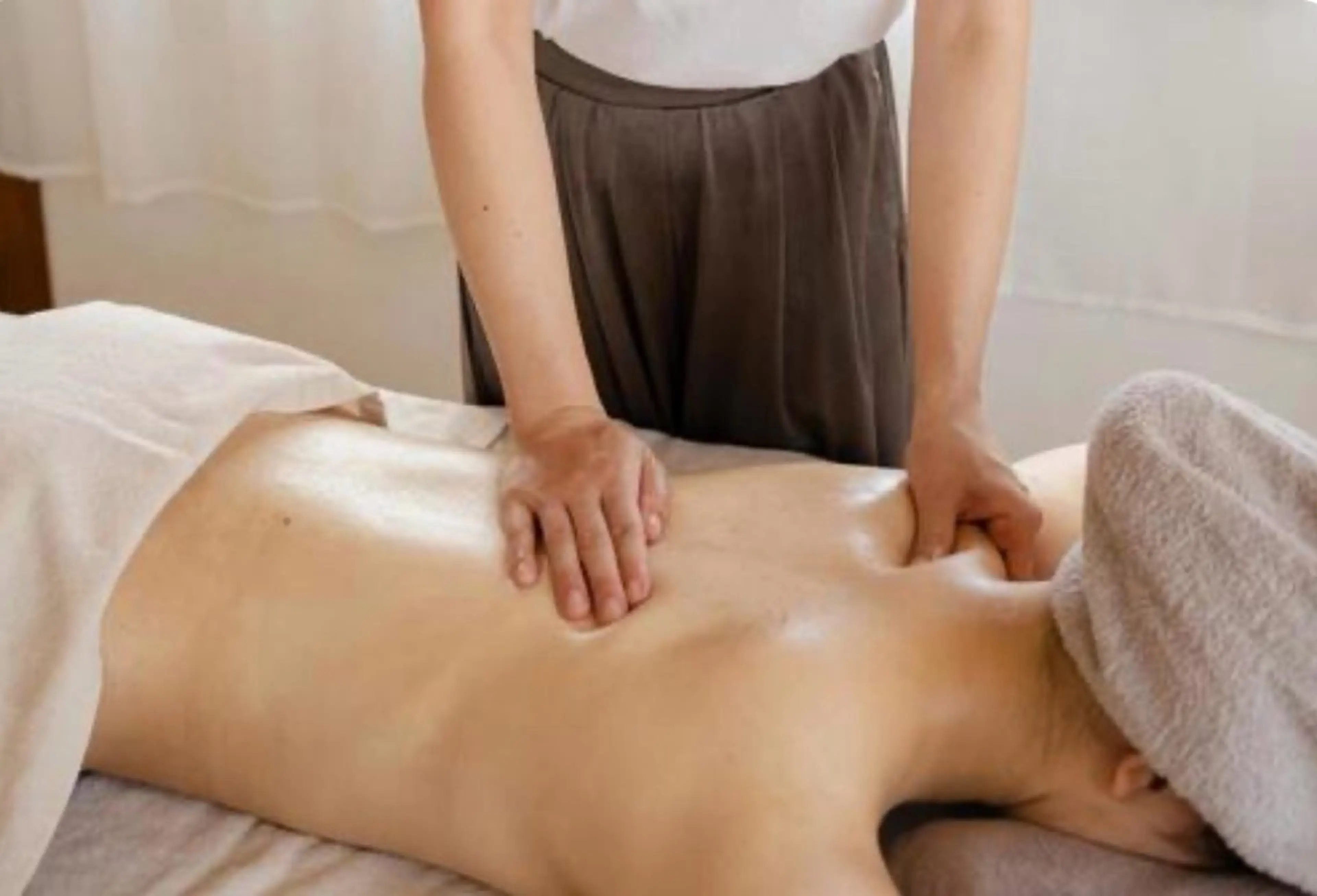 全身オイルマッサージ50分コースの写真