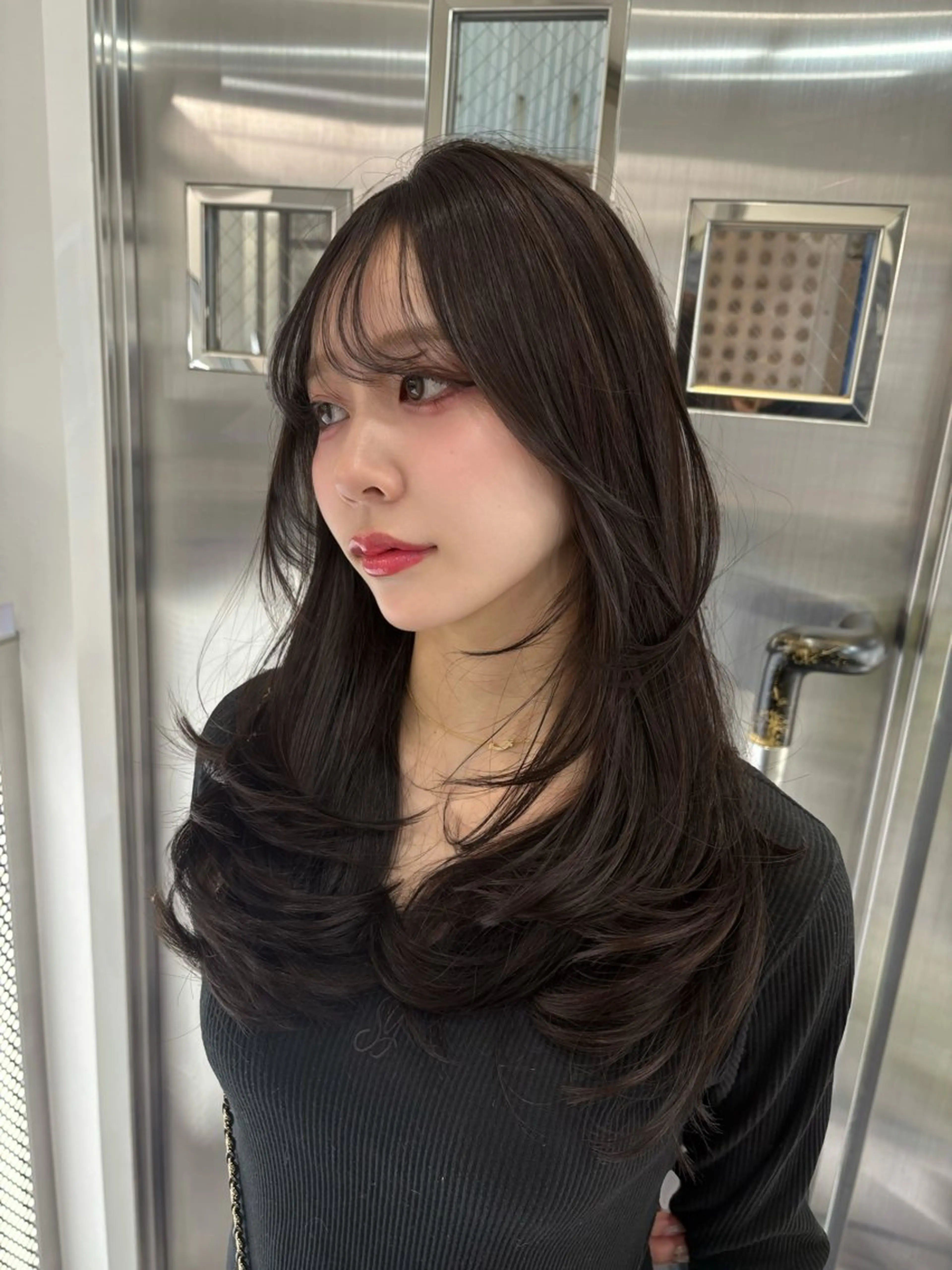 ロング カラー 堀江/透明感 ベージュ/白川幸太のヘアスタイル