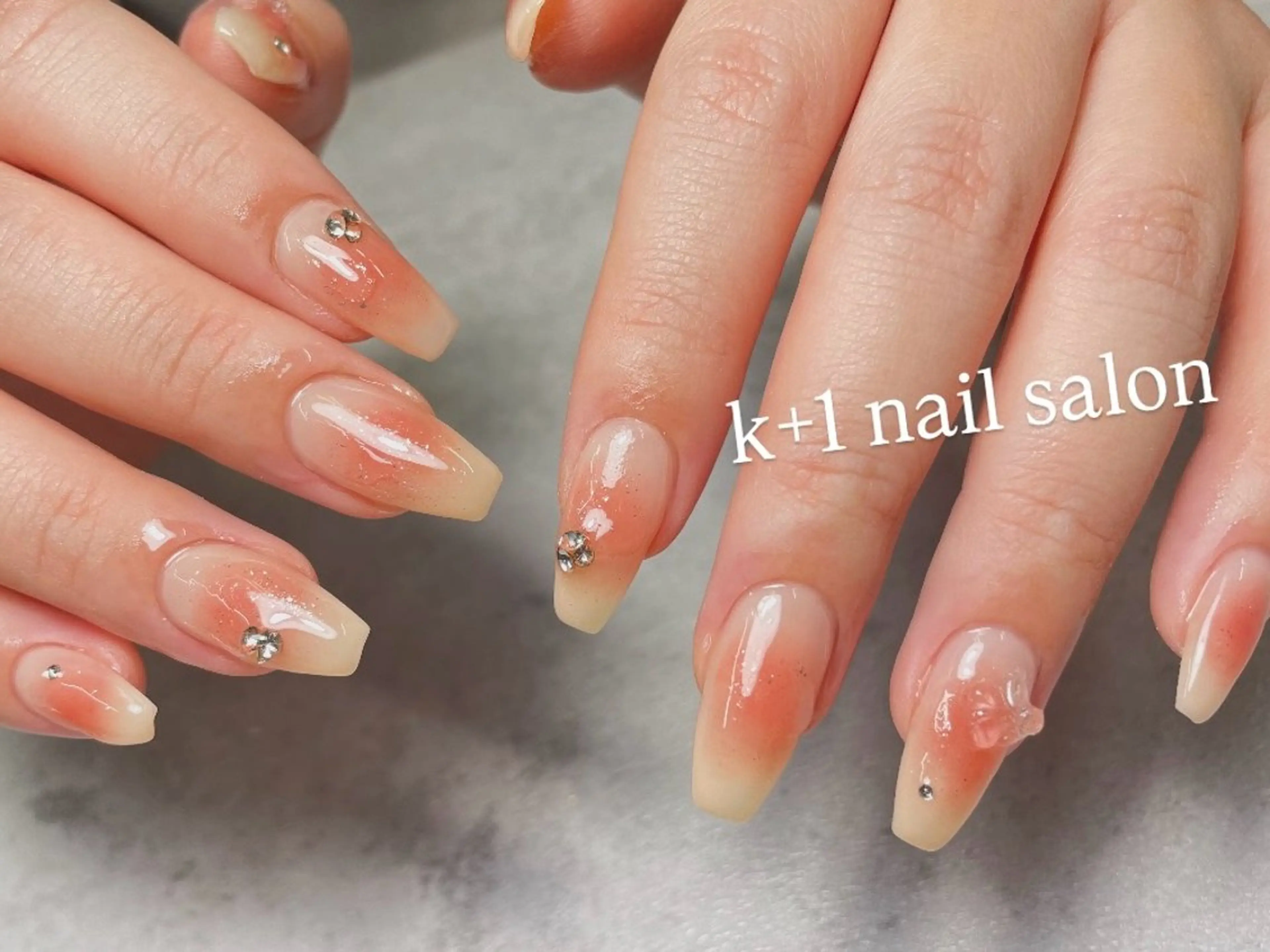 ネイル チークネイル 氷ネイル・うるうるネイル ハンドネイル k+1 nail salonのネイルデザイン