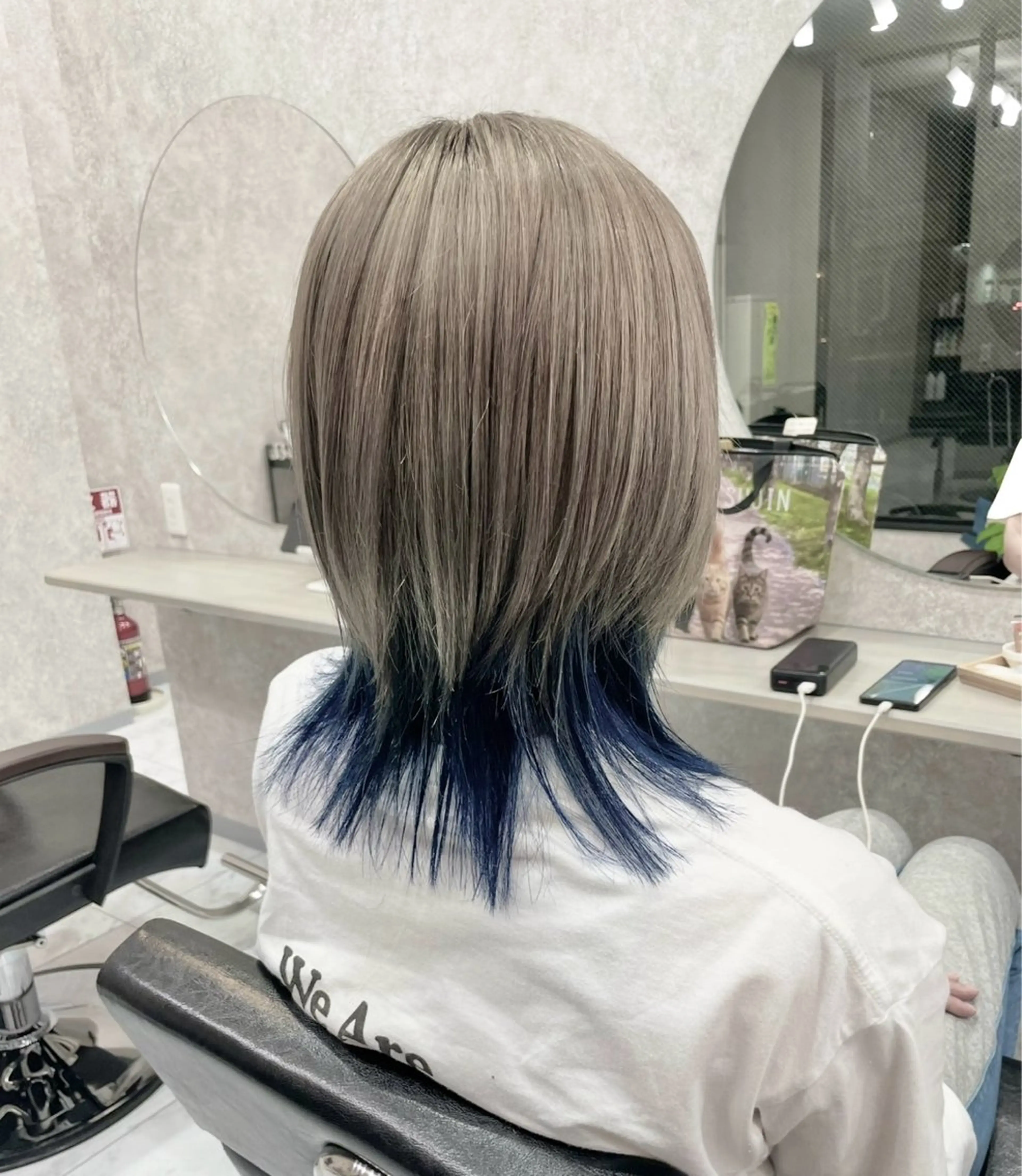 ミディアム 🦋ハイトーン🦋 石山 希理🦋のヘアスタイル