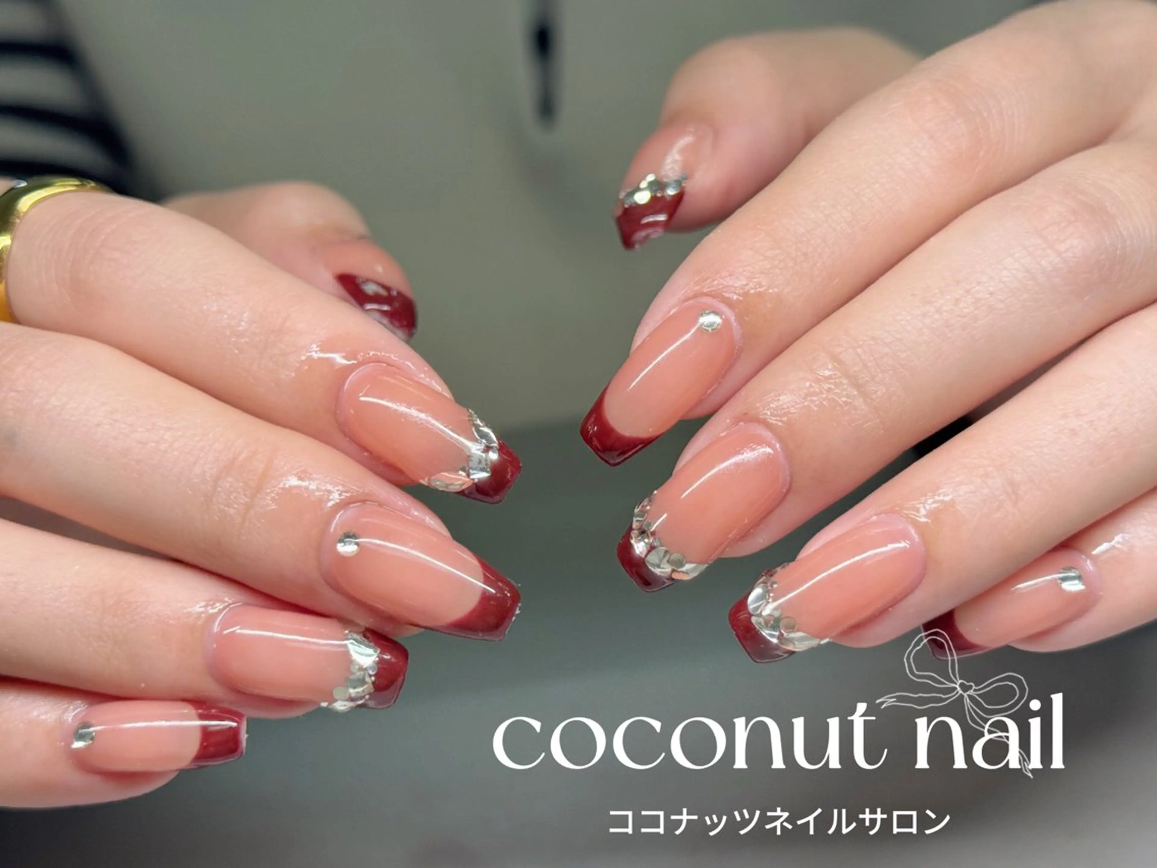 ネイル べっ甲ネイル フレンチネイル キラキラネイル マグネットネイル 大理石ネイル(マーブル) ハンドネイル 神田 ココナッツのネイルデザイン