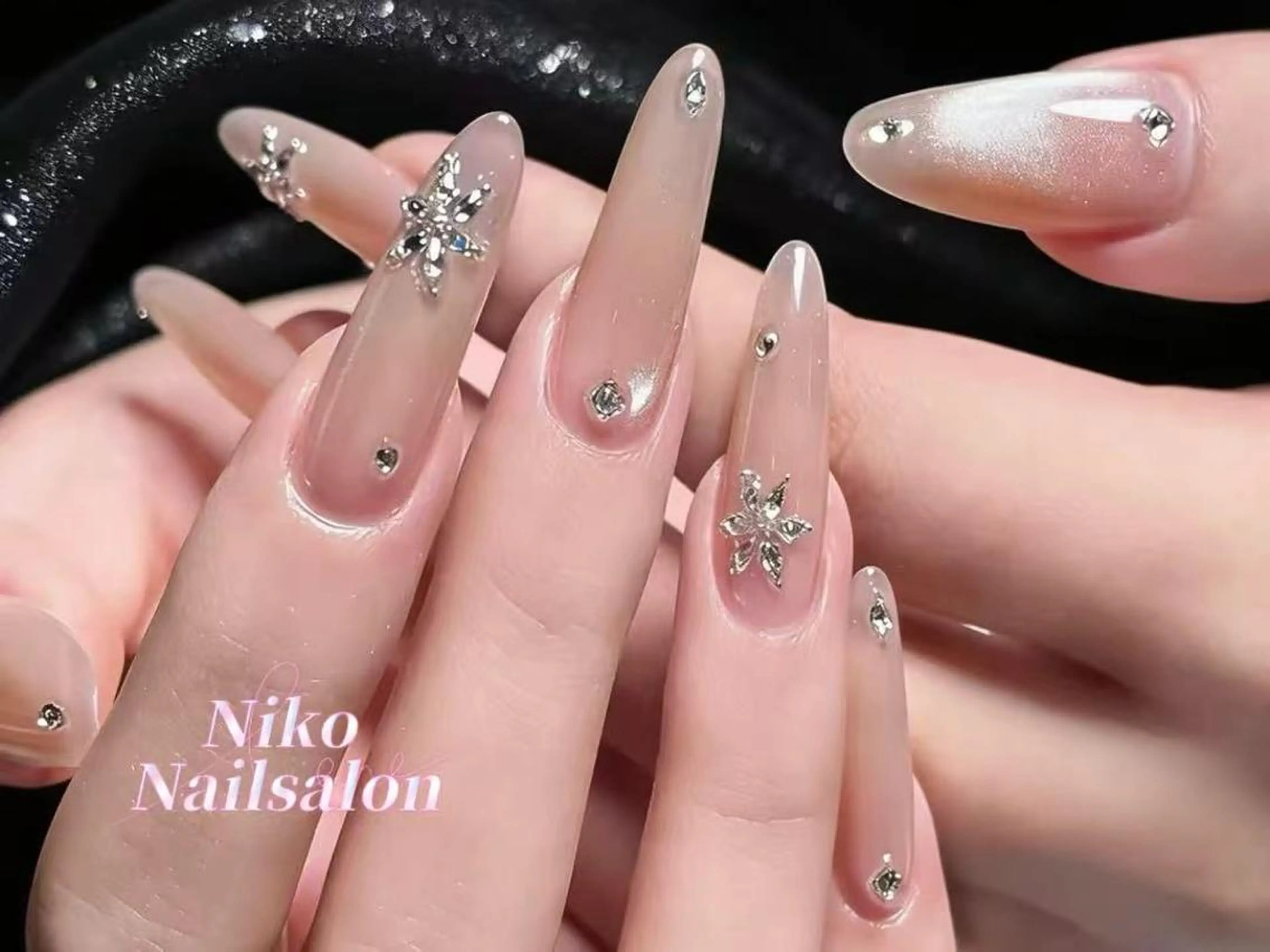 ネイル 長さ出し フットネイル フレンチネイル ジェルネイル ガラスフレンチ Nikoネイルサロン 本八幡店のネイルデザイン