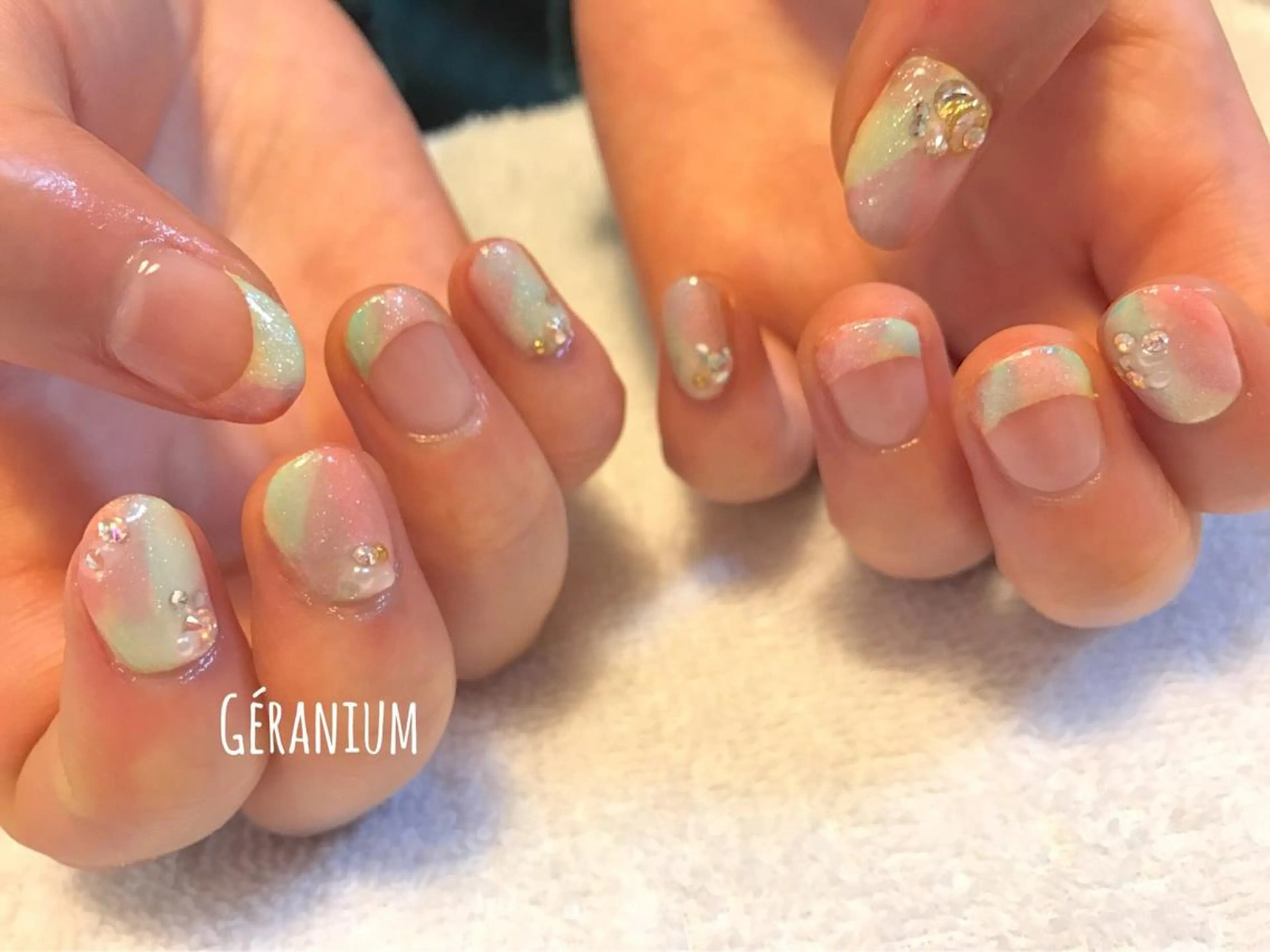 ネイル 成人式 GéRanium Harukaのネイルデザイン