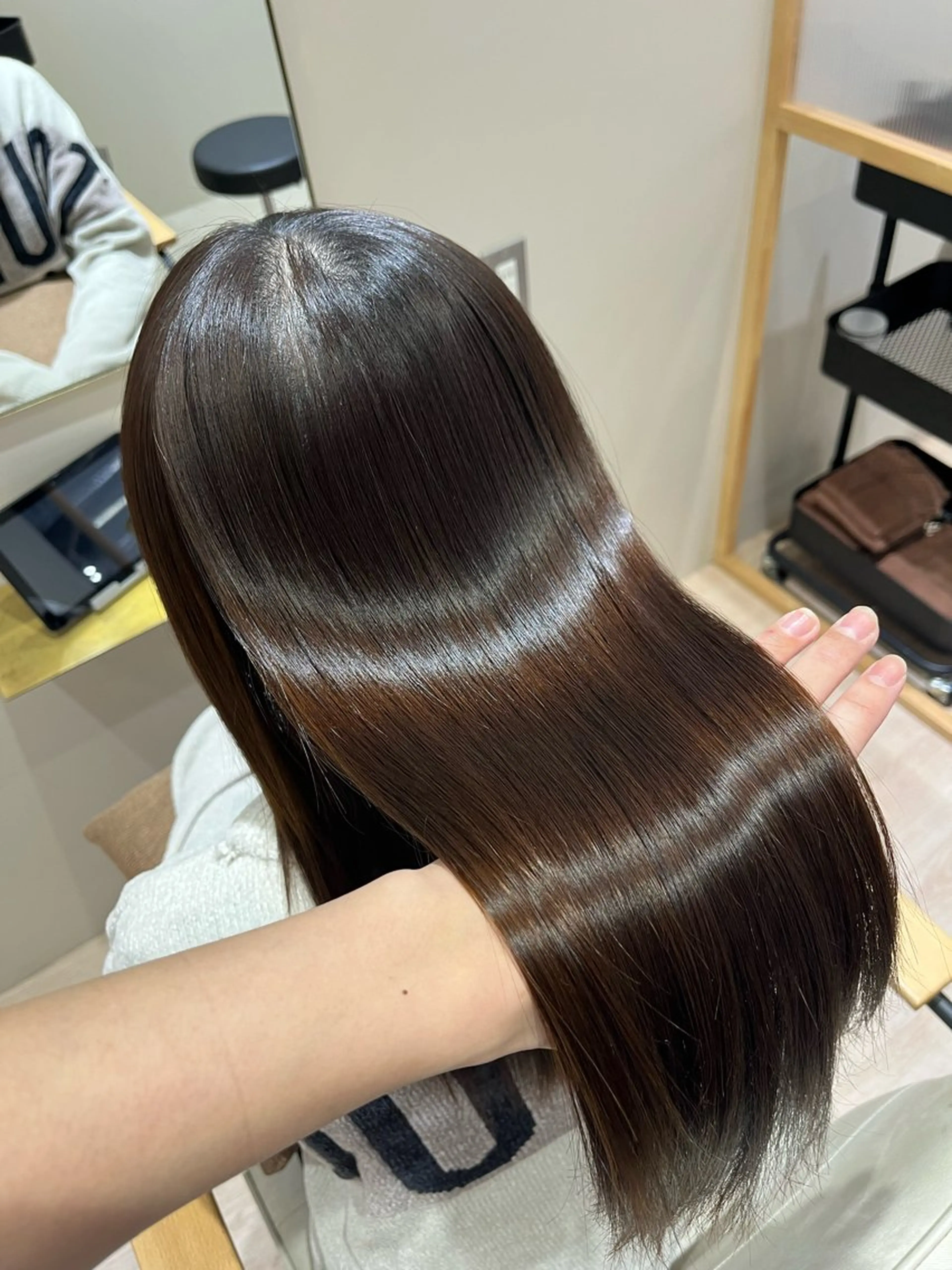 ミディアム くせ毛 安達 祥生のヘアスタイル