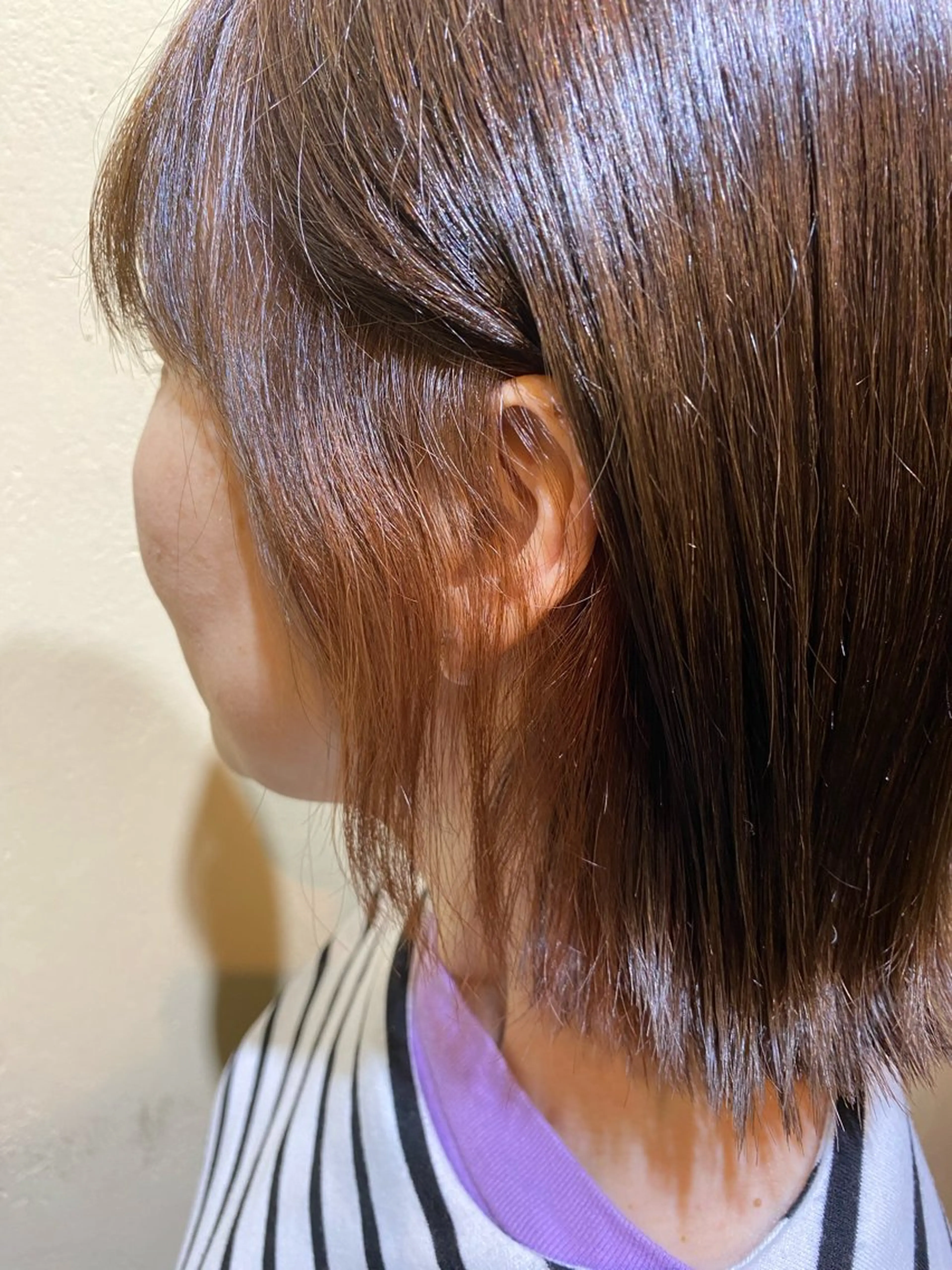 カラー アッシュ ベージュカラー ブリーチ イヤリングカラー オレンジ saya (サヤ)のヘアスタイル