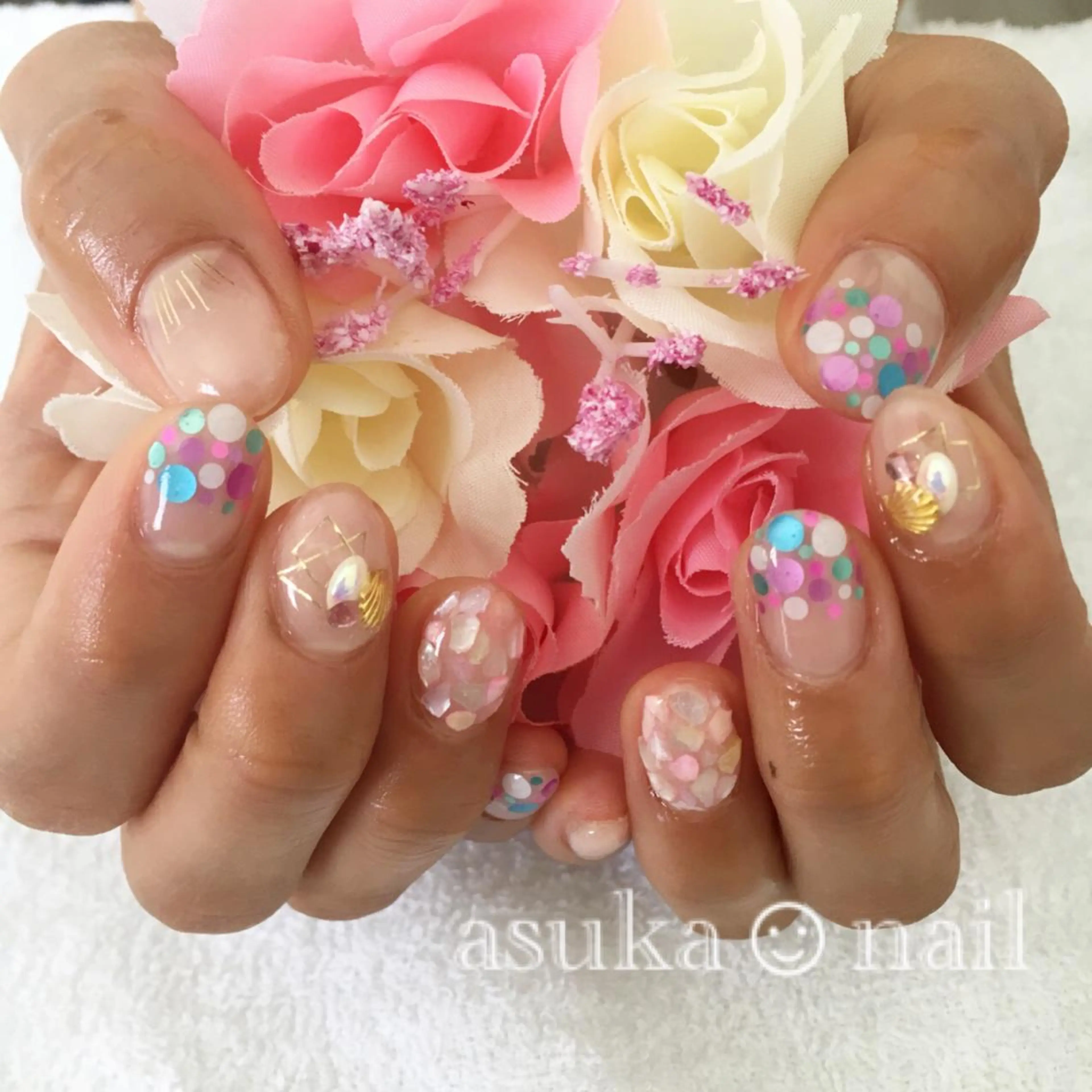 ネイル ホログラムネイル ニュアンスネイル ハンドネイル La Colzaのネイルデザイン