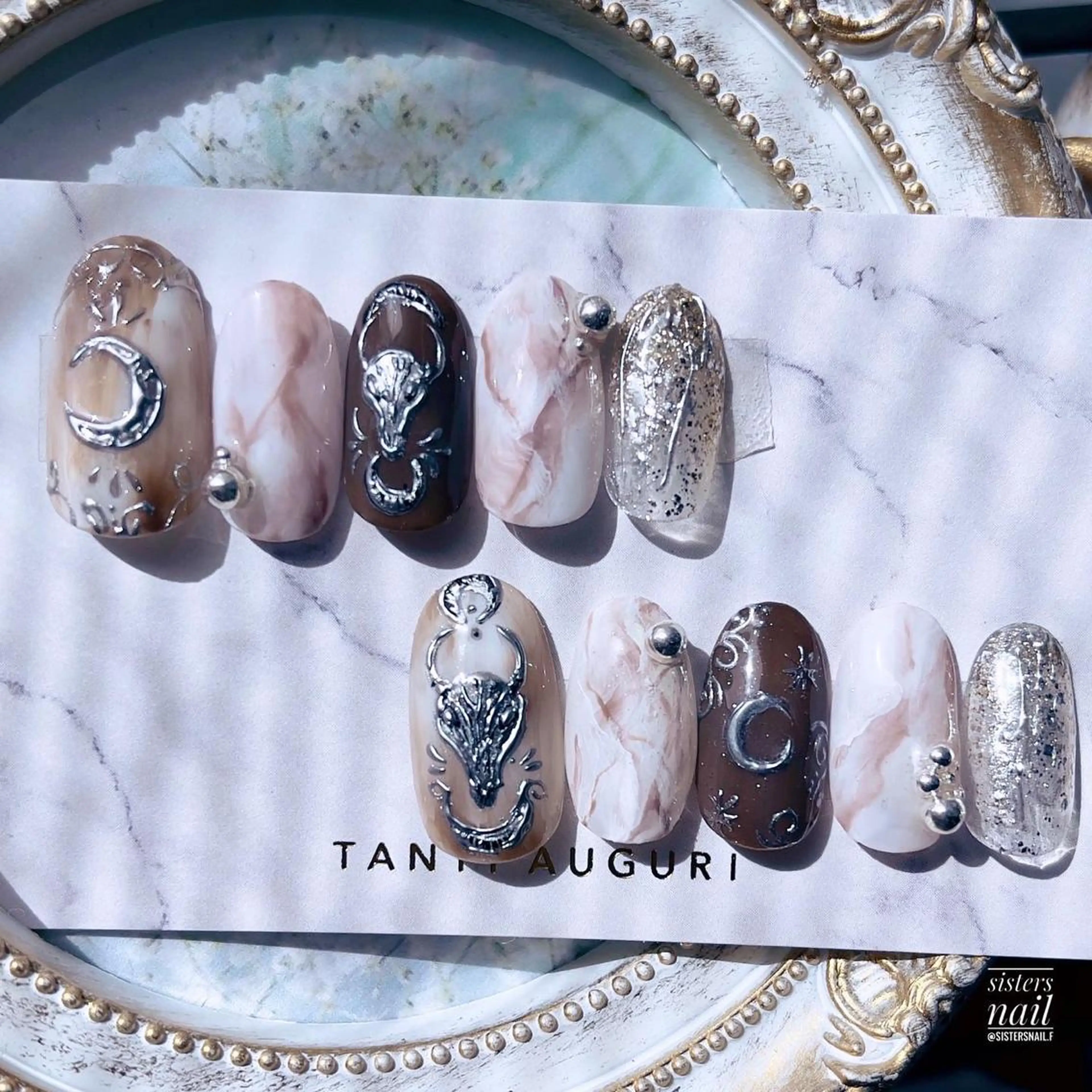 ネイル アートネイル ラメ(グリッター) 大理石ネイル(マーブル) ミラーネイル ニュアンスネイル sisters nail.fのネイルデザイン