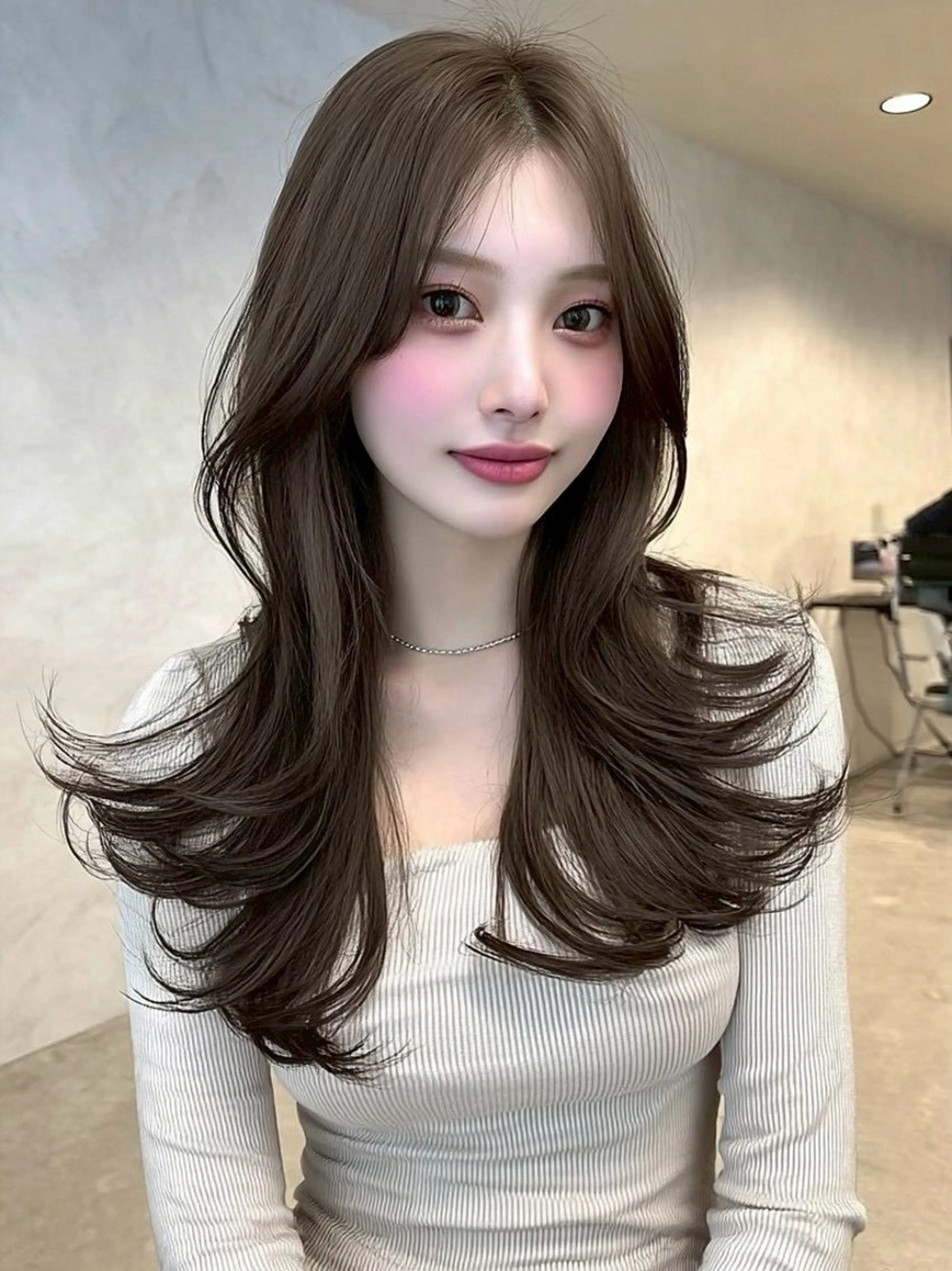 ロング カラー カット ヘアカラー トリートメント 💎透明感/韓国/ レイヤー/泉亮介💎のヘアスタイル