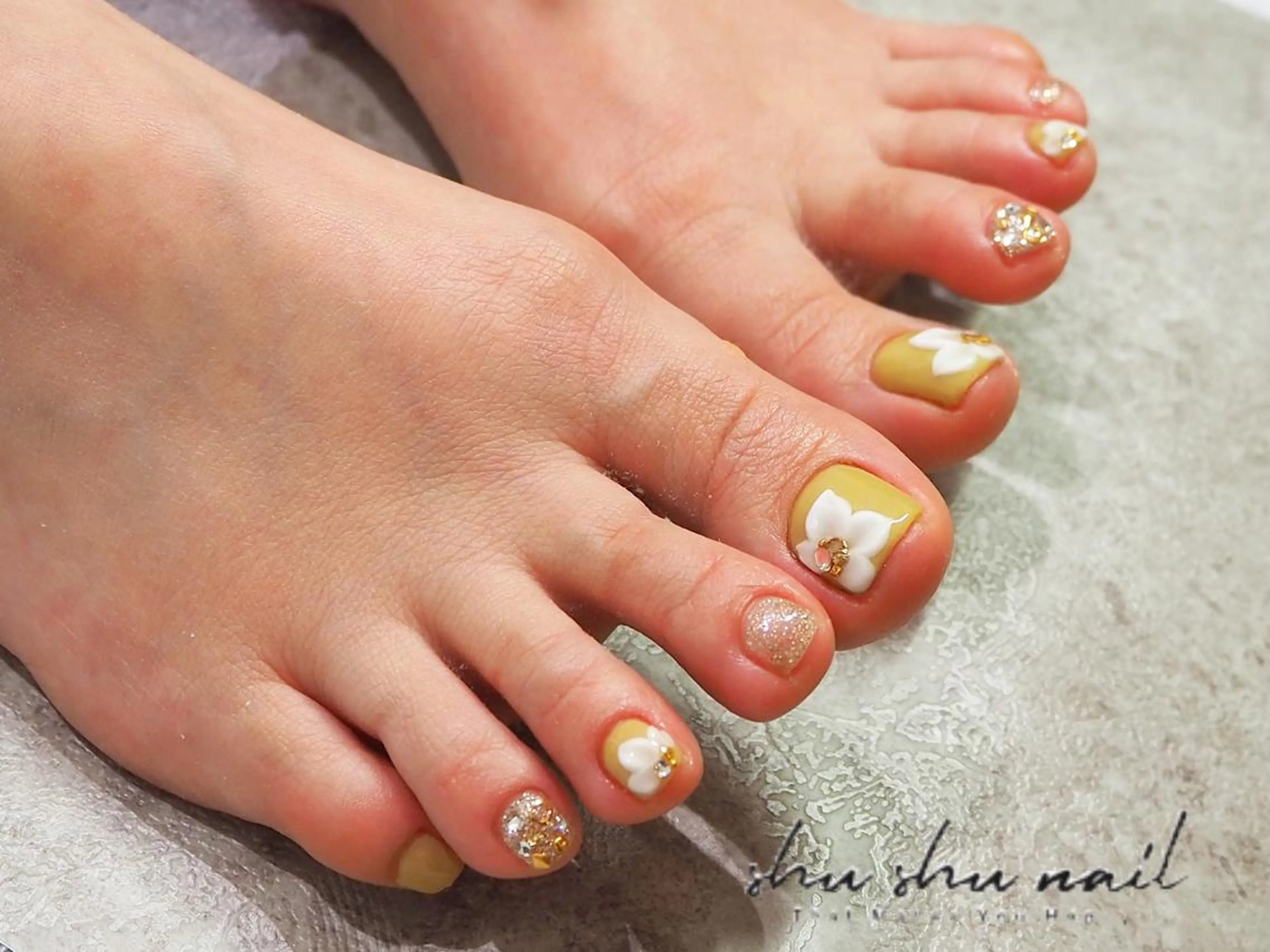 ネイル フラワーネイル フットネイル ジェルネイル フットネイル 和田 周子のネイルデザイン