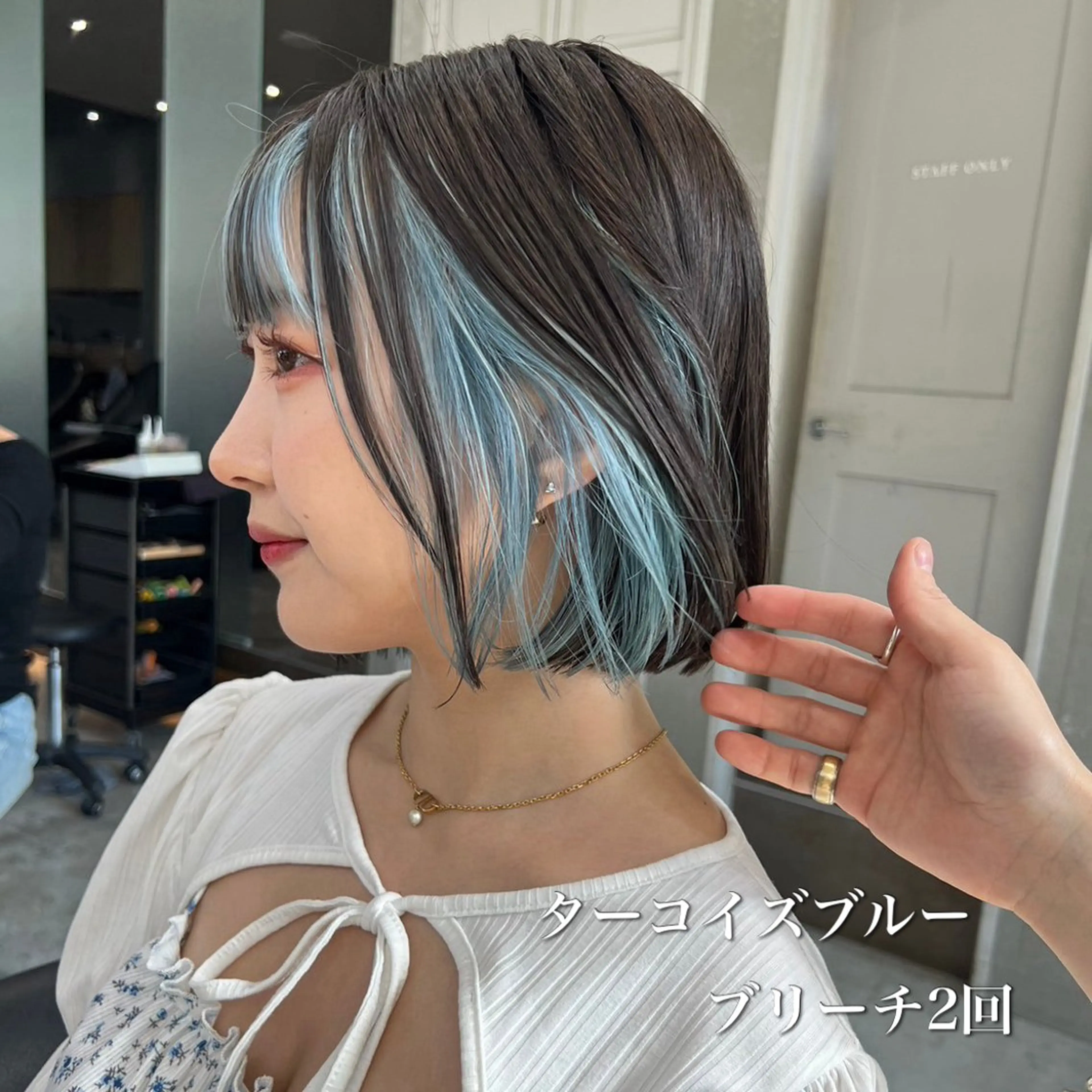 ショート カラー ブリーチ ブルーカラー カット ヘアカラー トリートメント ブリーチ特化 梅田本多翔のヘアスタイル