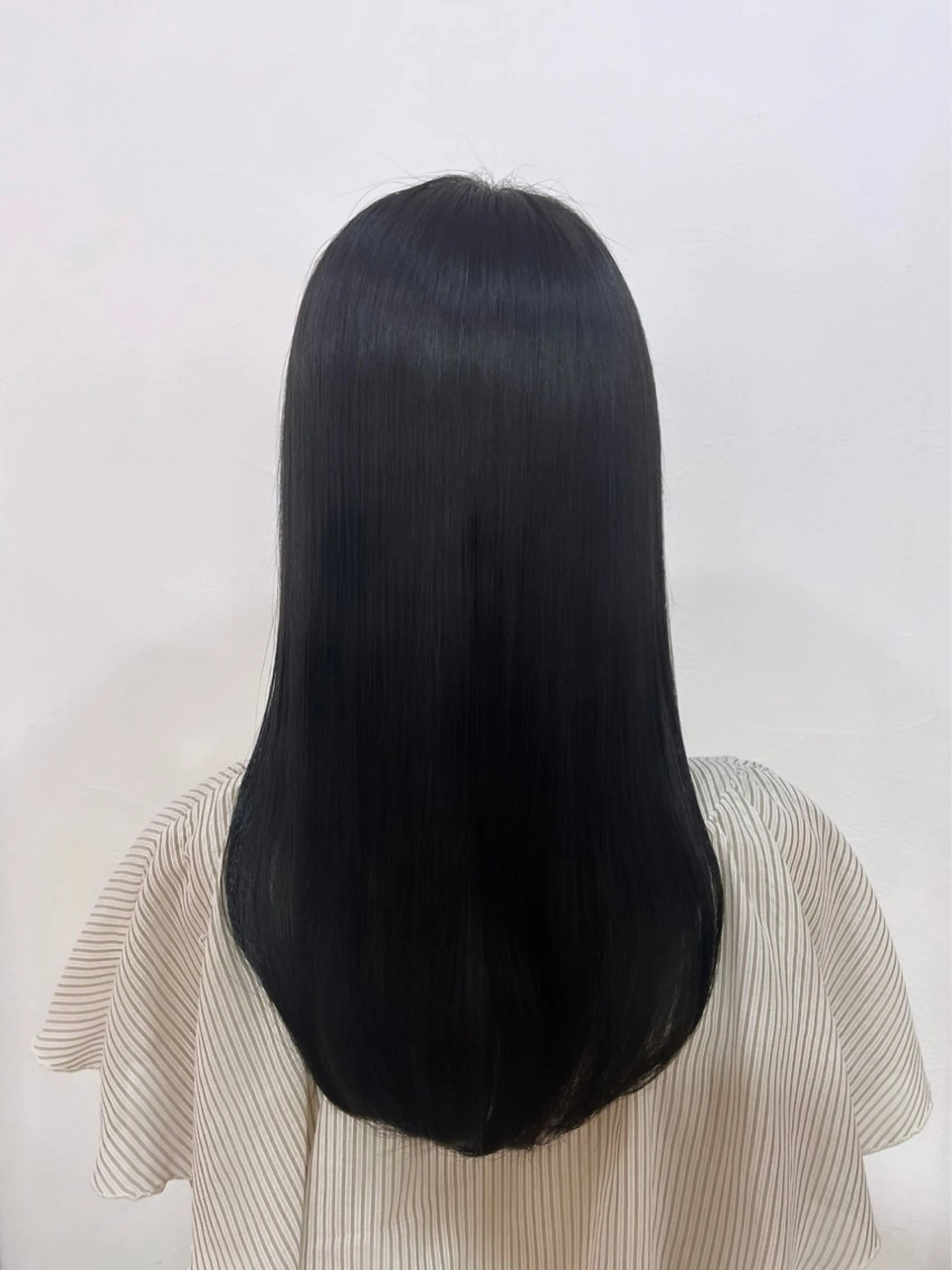 カラー 🎀艶カラー/ヘアメ しおり🎀のヘアスタイル