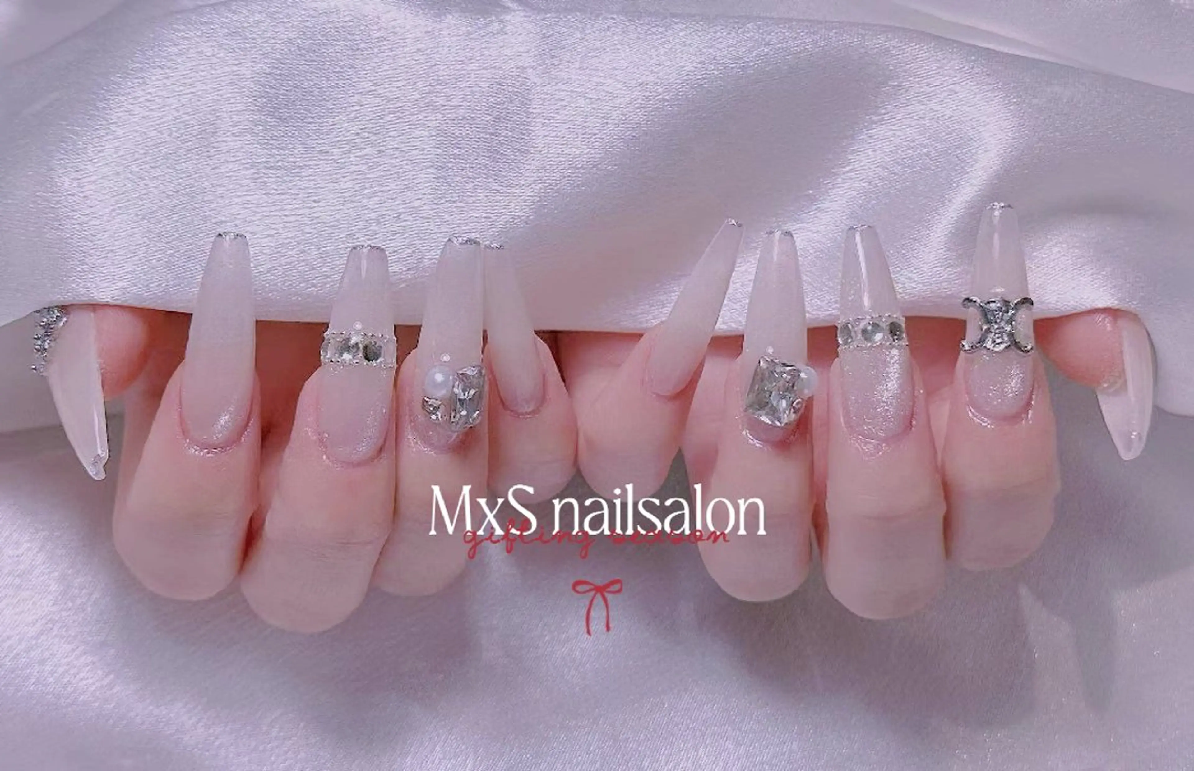 ネイル ハンドネイル ハンドケア MxS Nail(長さだし/フィルイン/マグネット/韓国ネイル/ワンホンネイル/ワンカラー)所属・MxS リィリィのネイルデザイン