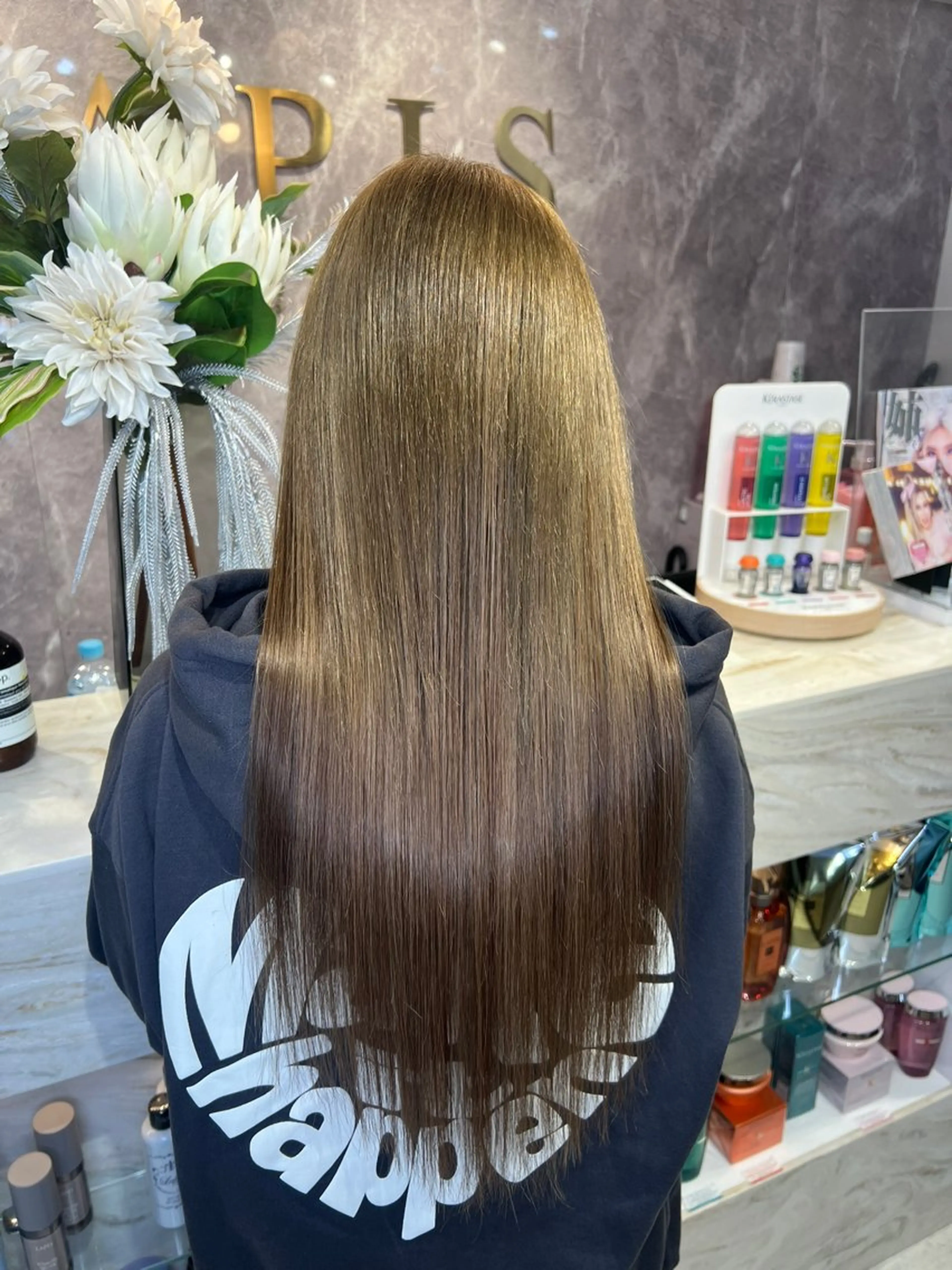 セミロング カラー シールエクステ ベージュカラー ブリーチ ケアブリーチ 透明感カラー ヘアカラー 渋谷髪質改善/縮毛 矯正/かすが🪽🫧のヘアスタイル