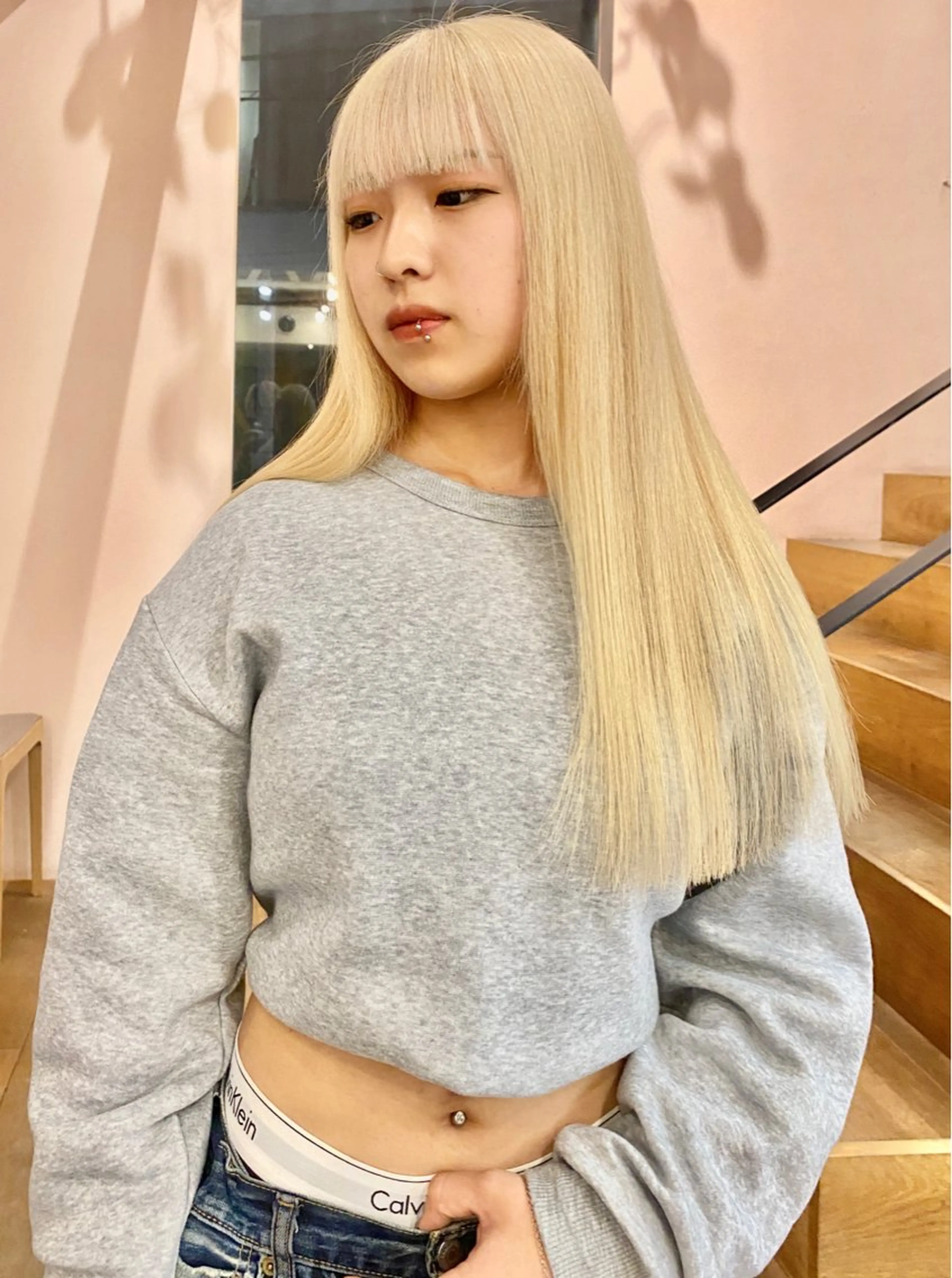 ロング カラー 抜きっぱなしブロンド ブロンド ハイトーン/デザイン hirokiのヘアスタイル