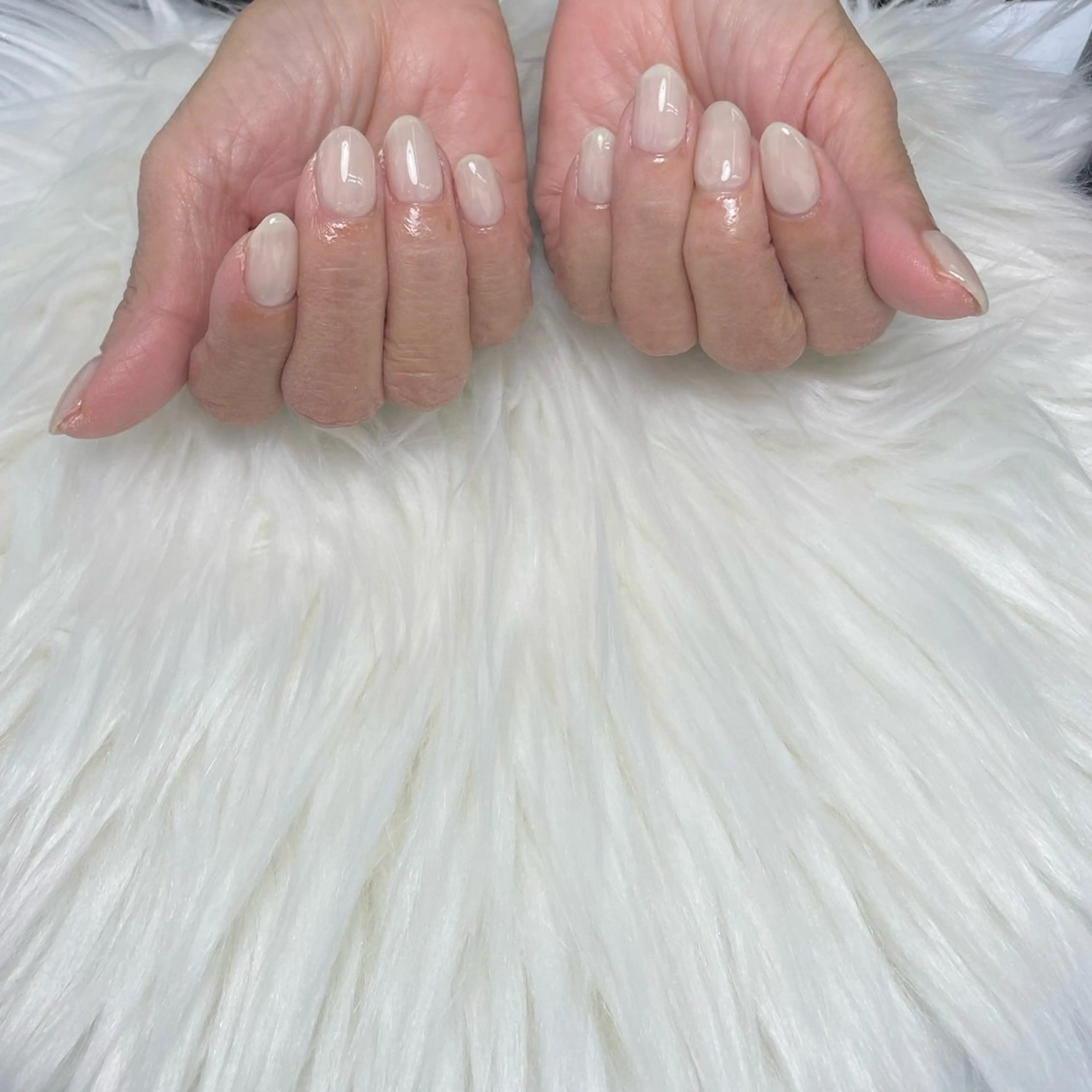 ネイル オフィスネイル シンプルネイル ハンドネイル Quee Stllaのネイルデザイン