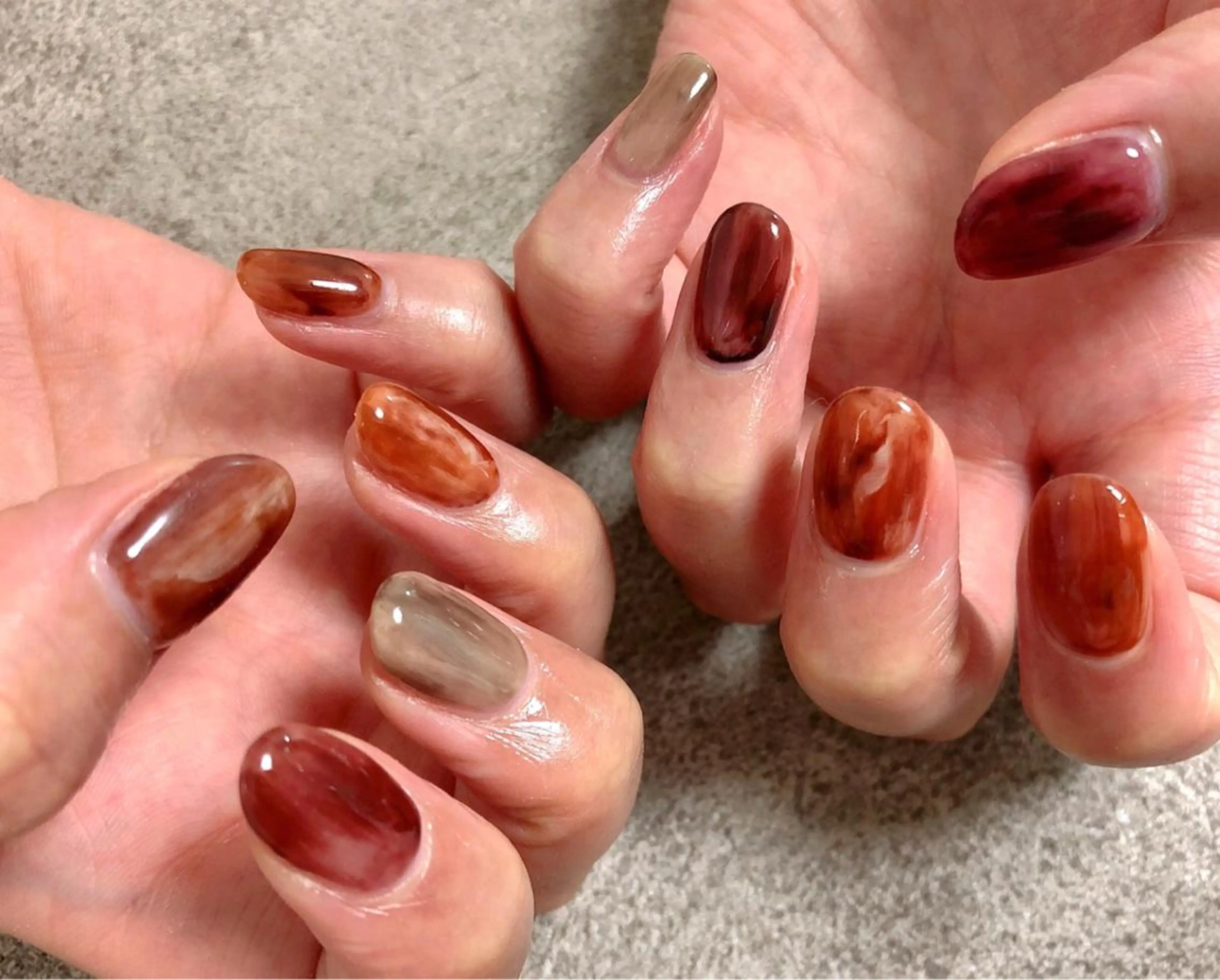 ネイル ブラウン mogunail &blowのネイルデザイン