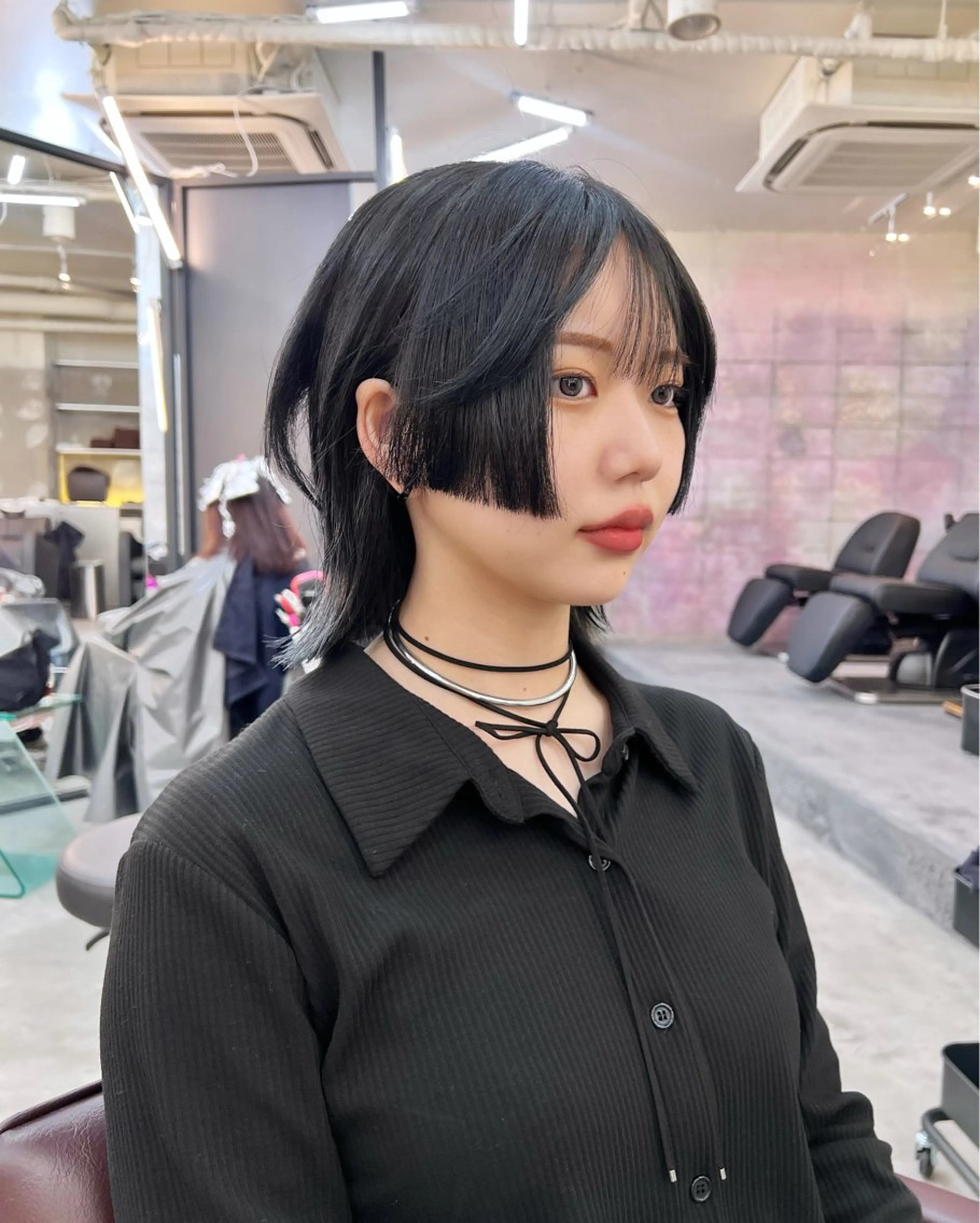 ミディアム カラー haco＋所属・圧倒的デザイン力 店長🎨RENAのヘアスタイル