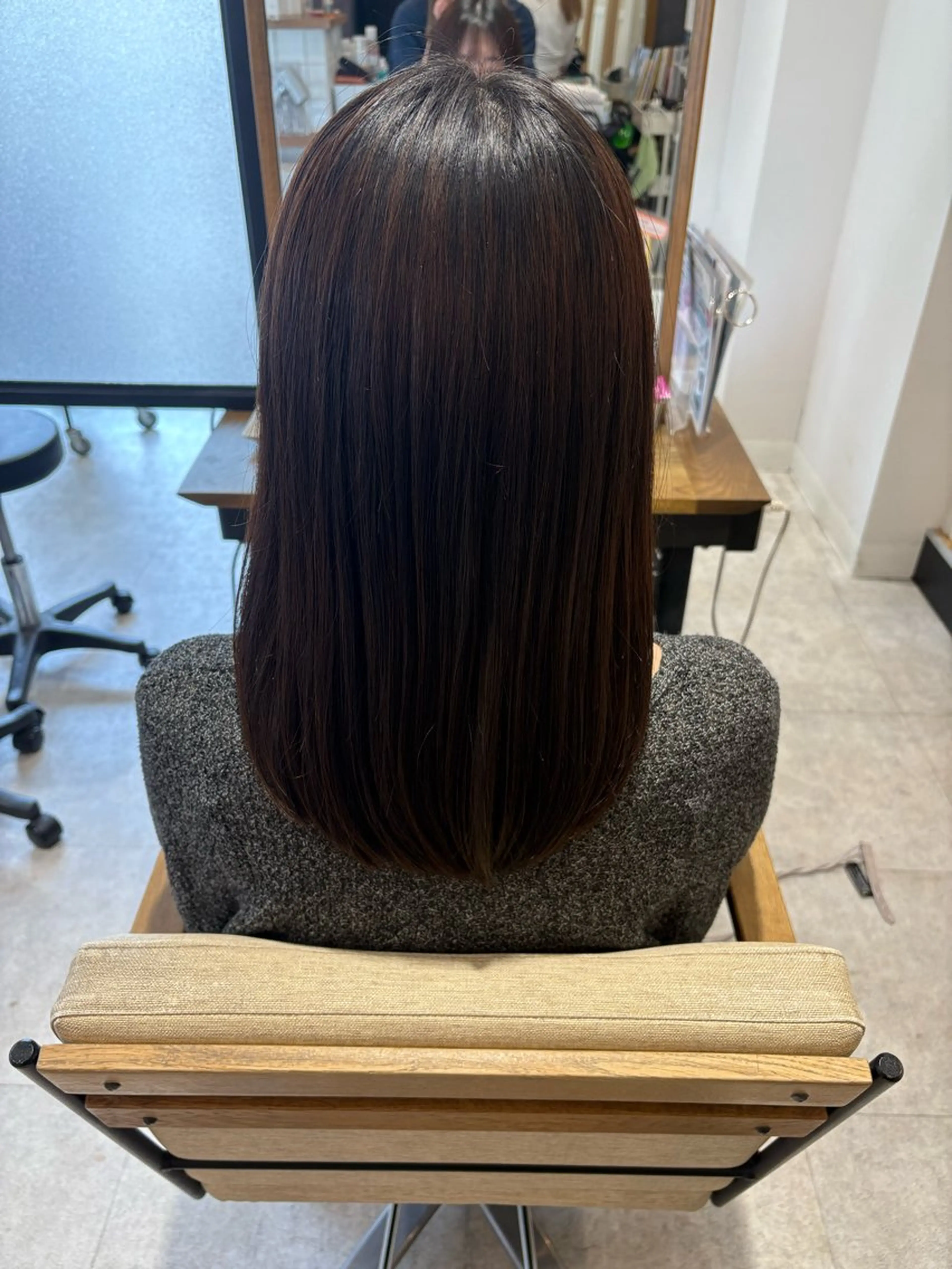 ミディアム カット 奥村 奈々加のヘアスタイル