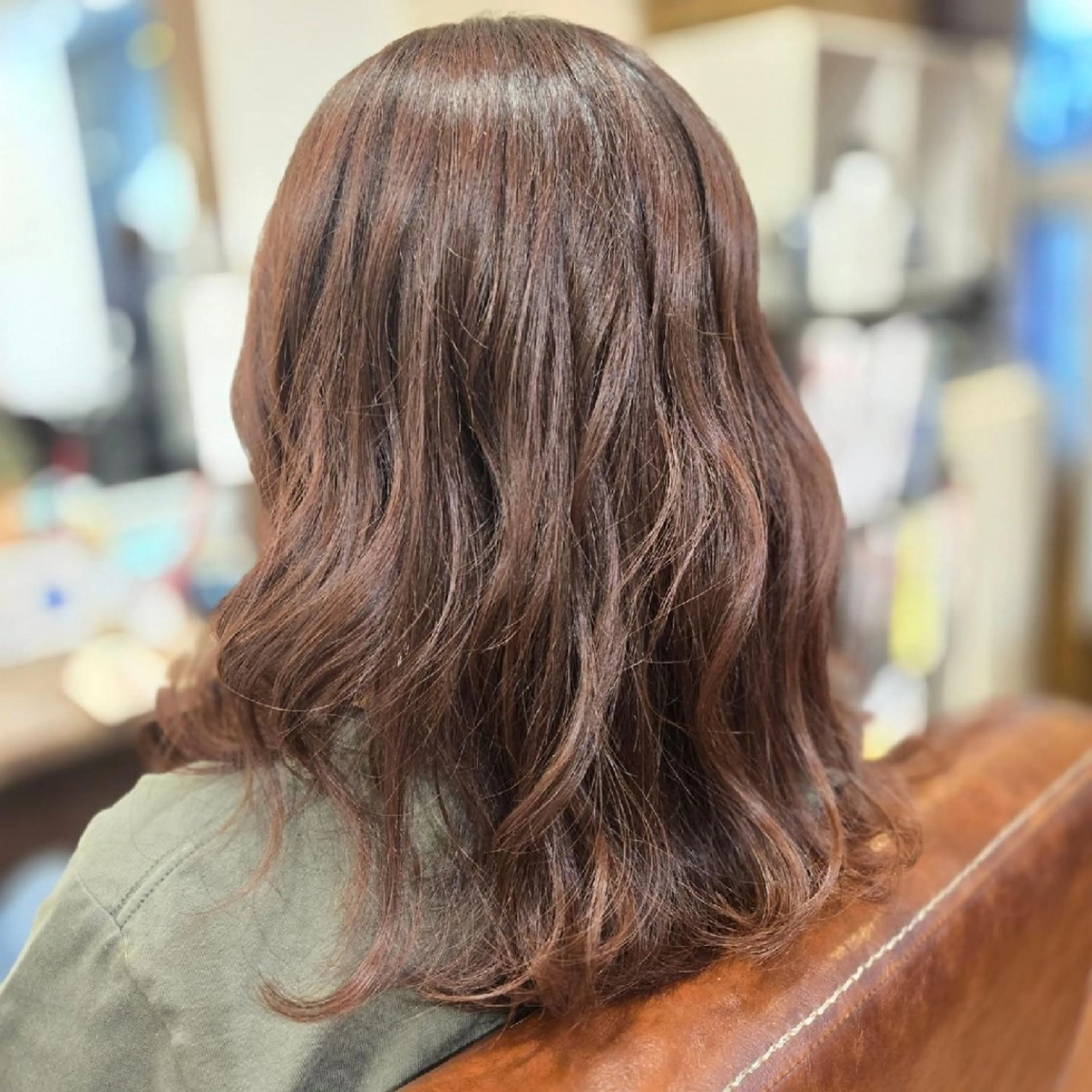 カラー セミロング ベージュカラー ブリーチ ピンクカラー ピンクベージュ ヘアカラー トリートメント 透明感カラー/ ツヤ髪 石田のヘアスタイル