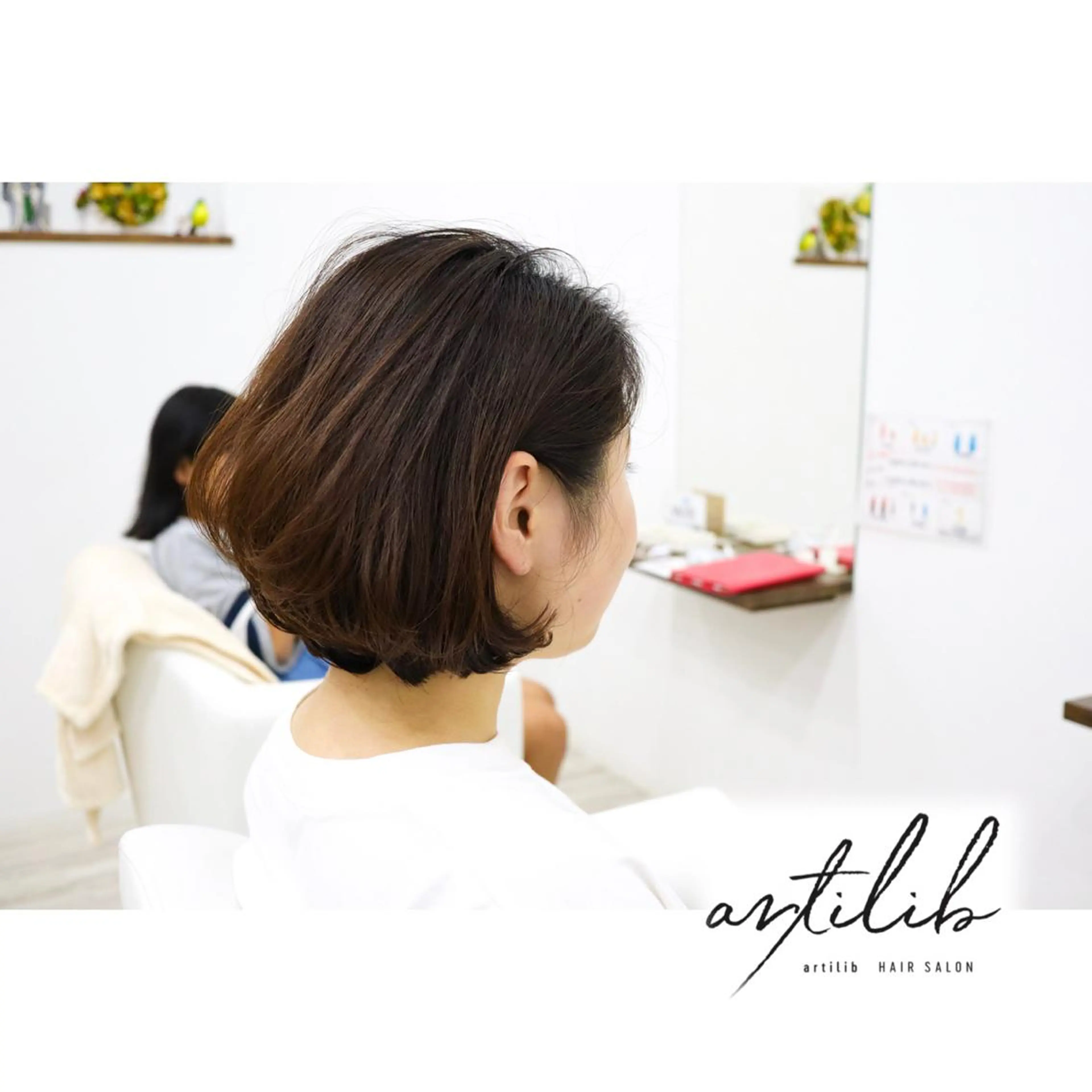 ショート カラー ヘアアレンジ 切りっぱなしボブ ショートボブ アディクシーカラー アクアカラー 透明感カラー SHO担当髪質改善 東加古川アーティブのヘアスタイル