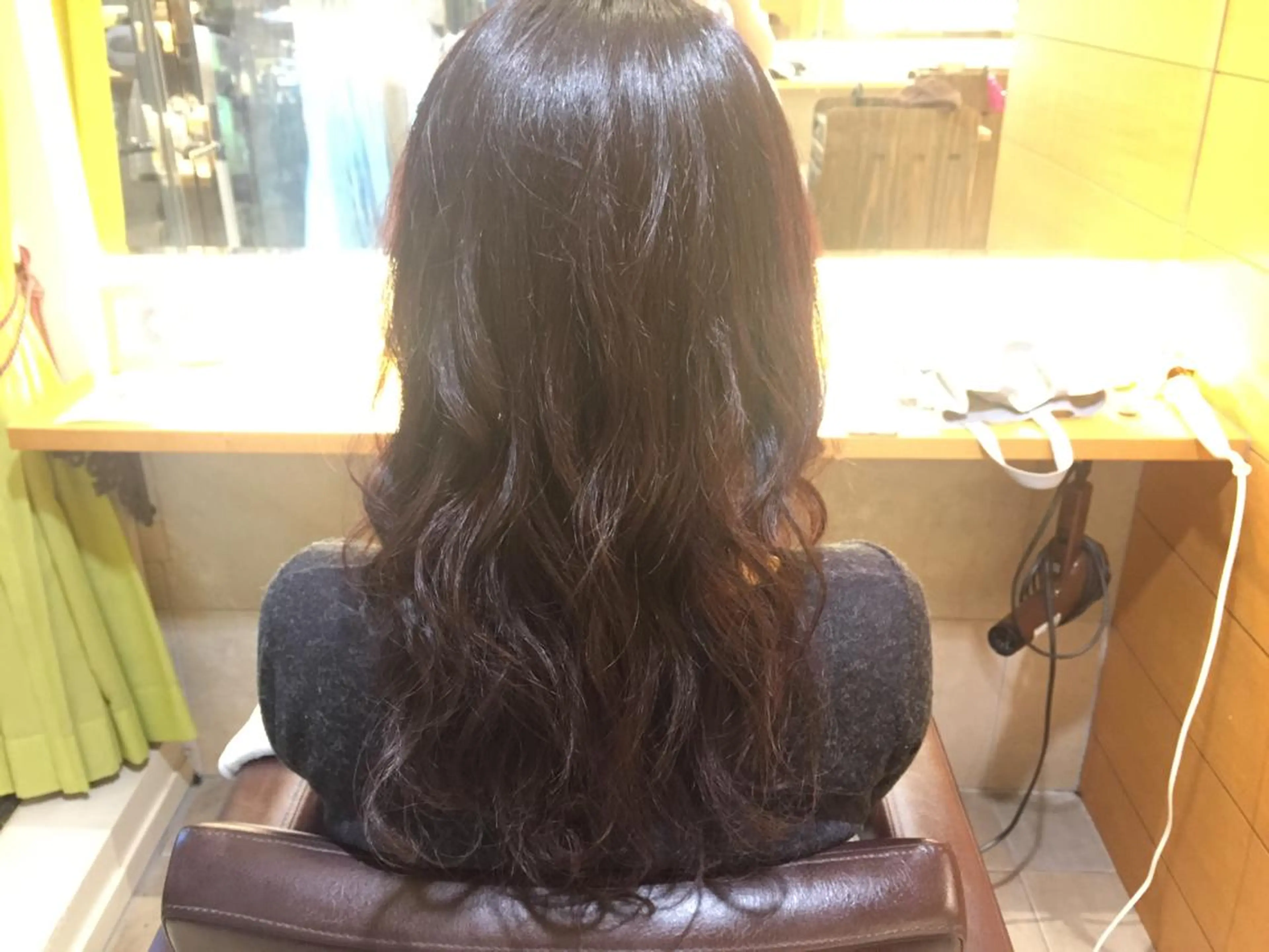 ロング カラー 加藤 綾華のヘアスタイル