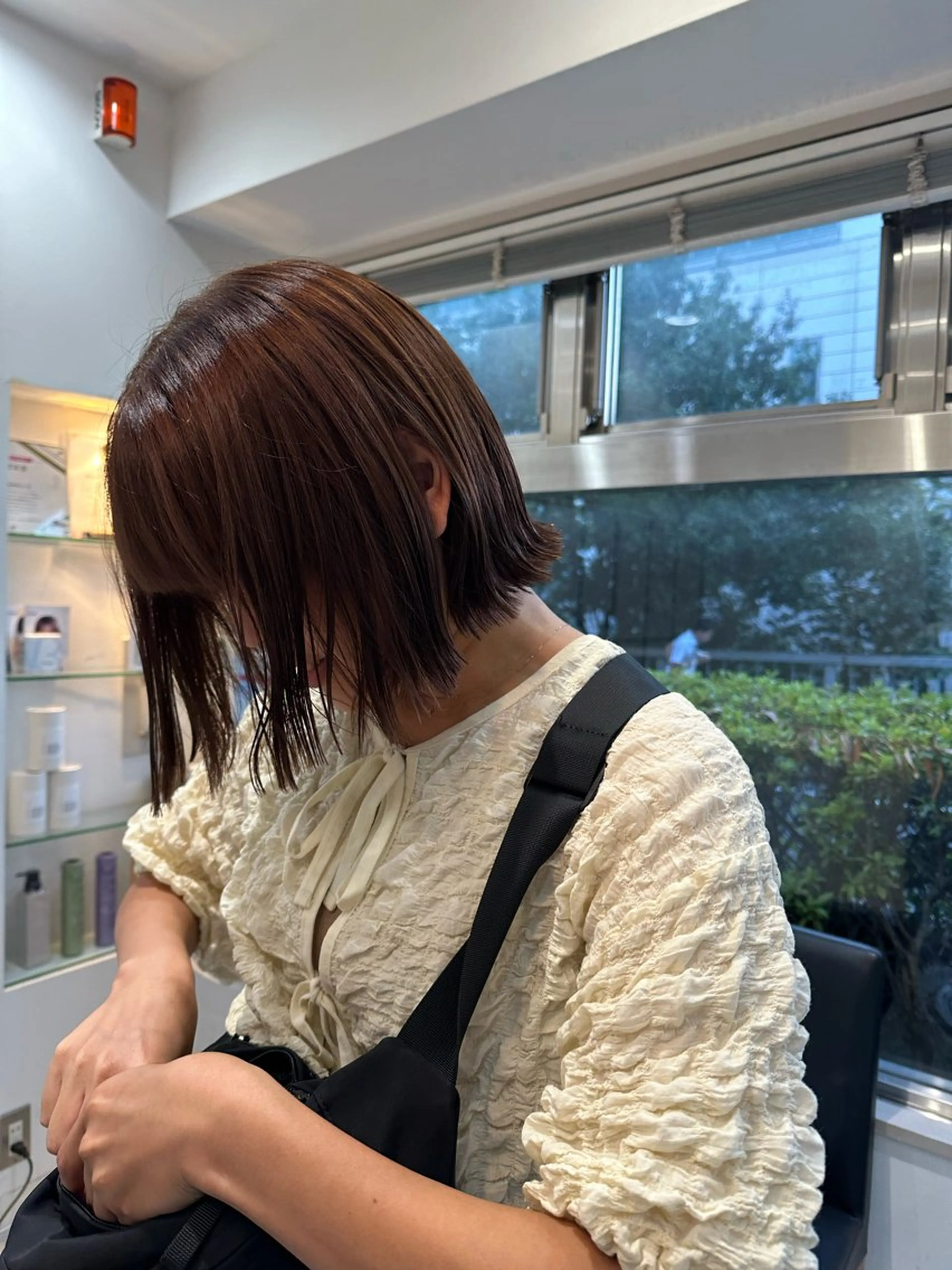 ショート カラー カット ヘアカラー トリートメント ICHIKA/暖色 カラー / Wカラーのヘアスタイル