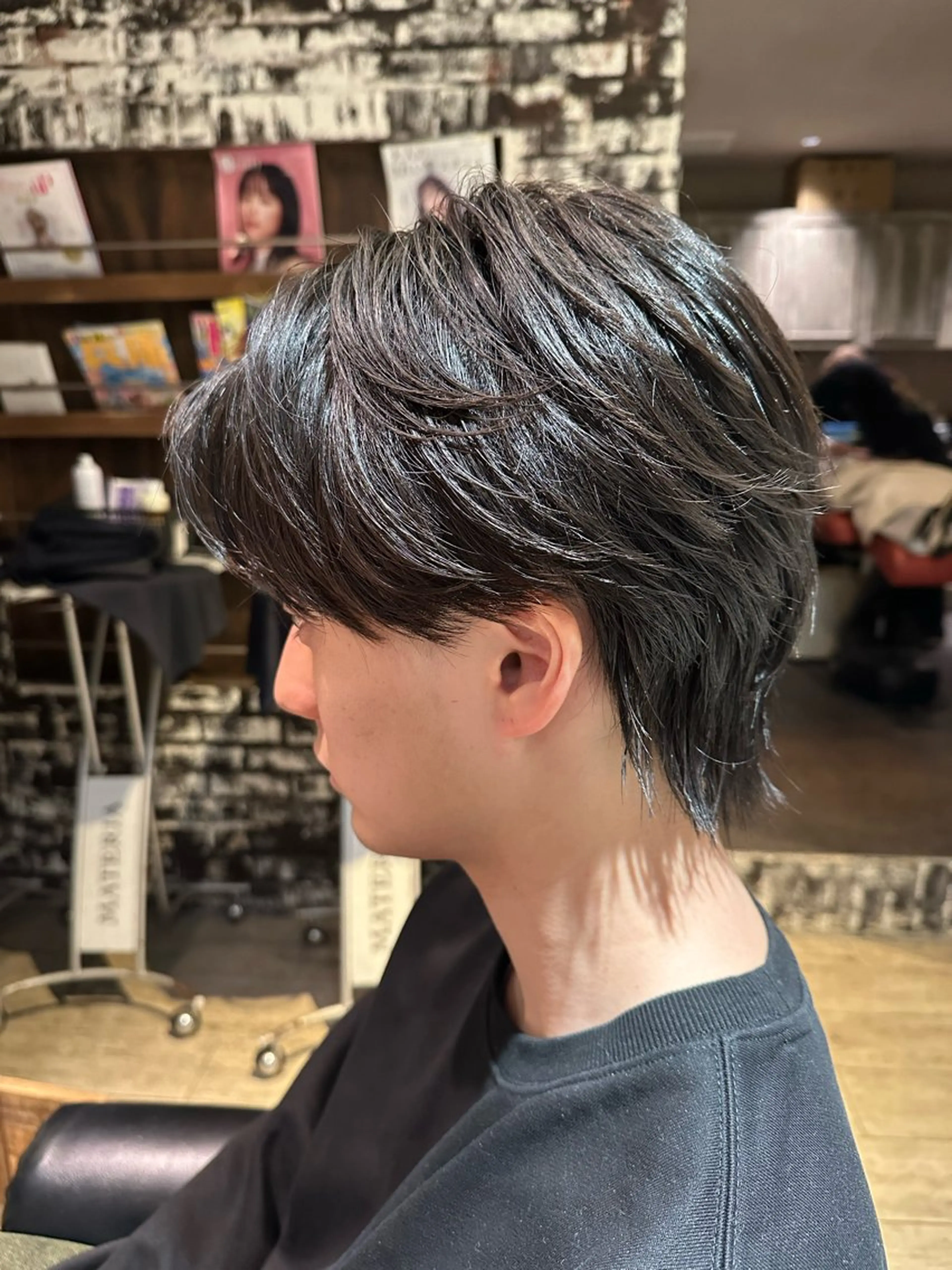 ミディアム パーマ ヘアアレンジ メンズ ミディアムパーマ フェザーパーマ メンズパーマ 外ハネヘア カット パーマ MODE K’s川西 瀧尻光のヘアスタイル
