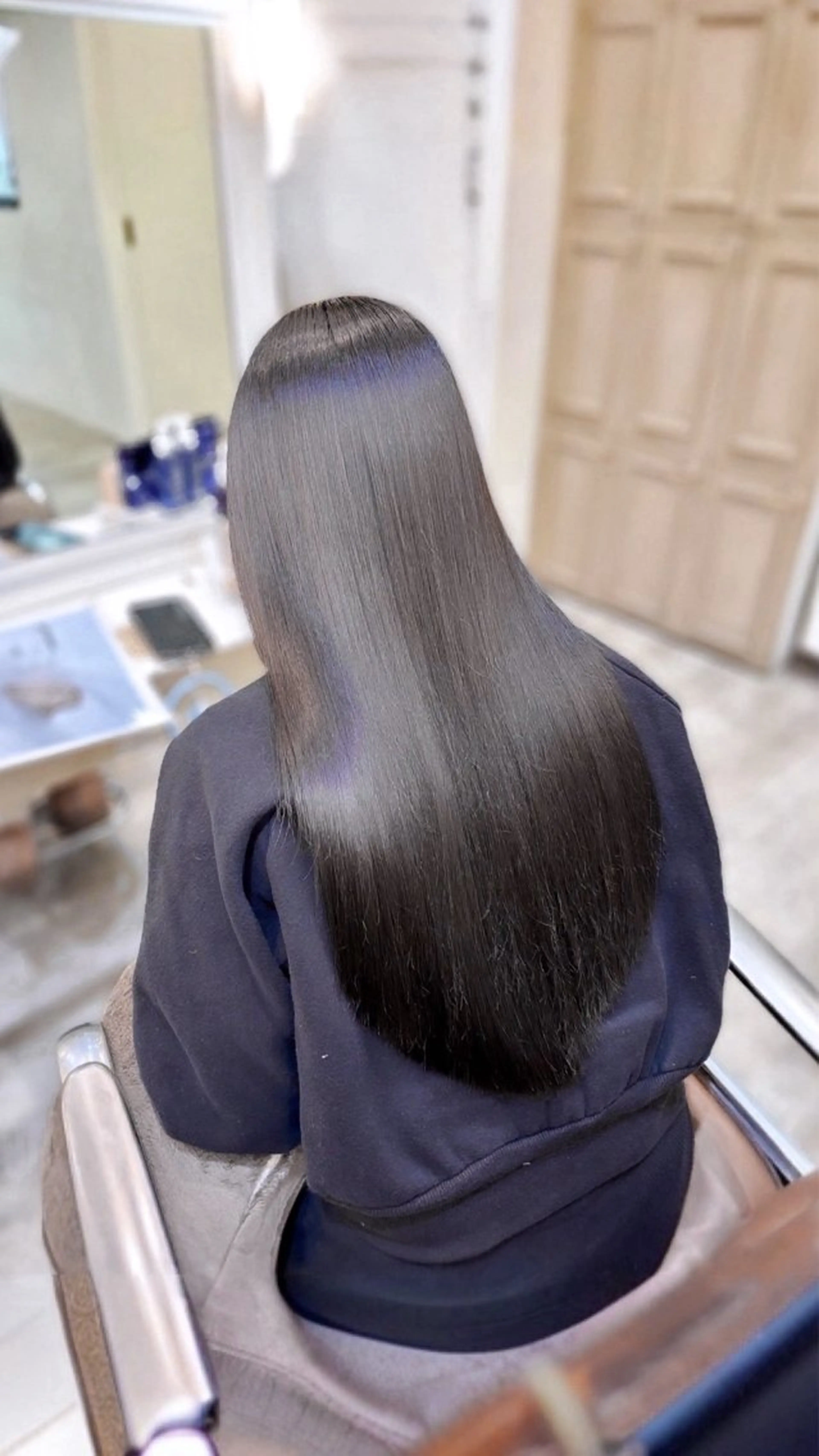 ロング トリートメント 吉川 紫音のヘアスタイル