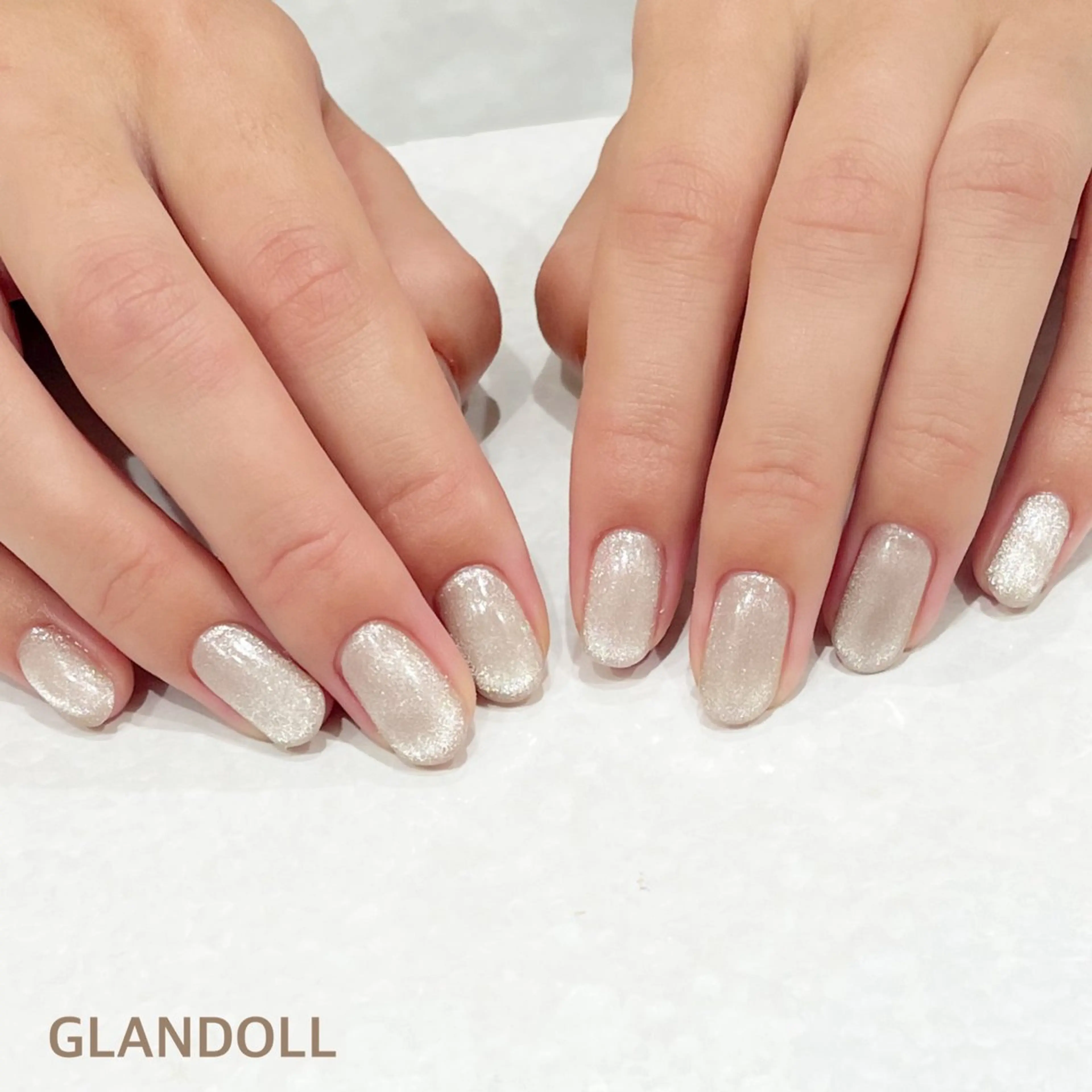 ネイル マグネットネイル ハンドネイル GLANDOLL YURIのネイルデザイン