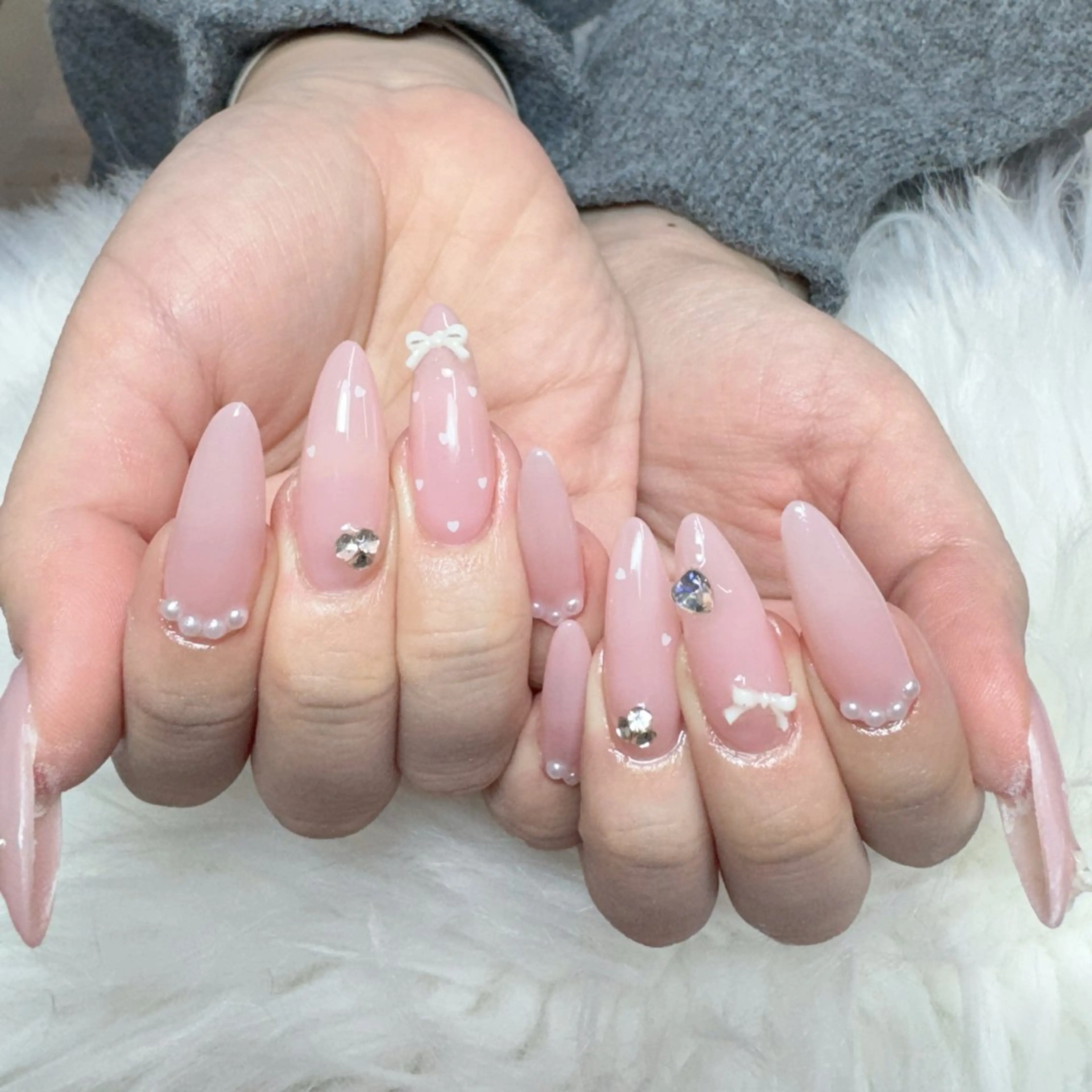 ネイル ハンドネイル 🎀nana🫧 ワンホンネイル🎀のネイルデザイン