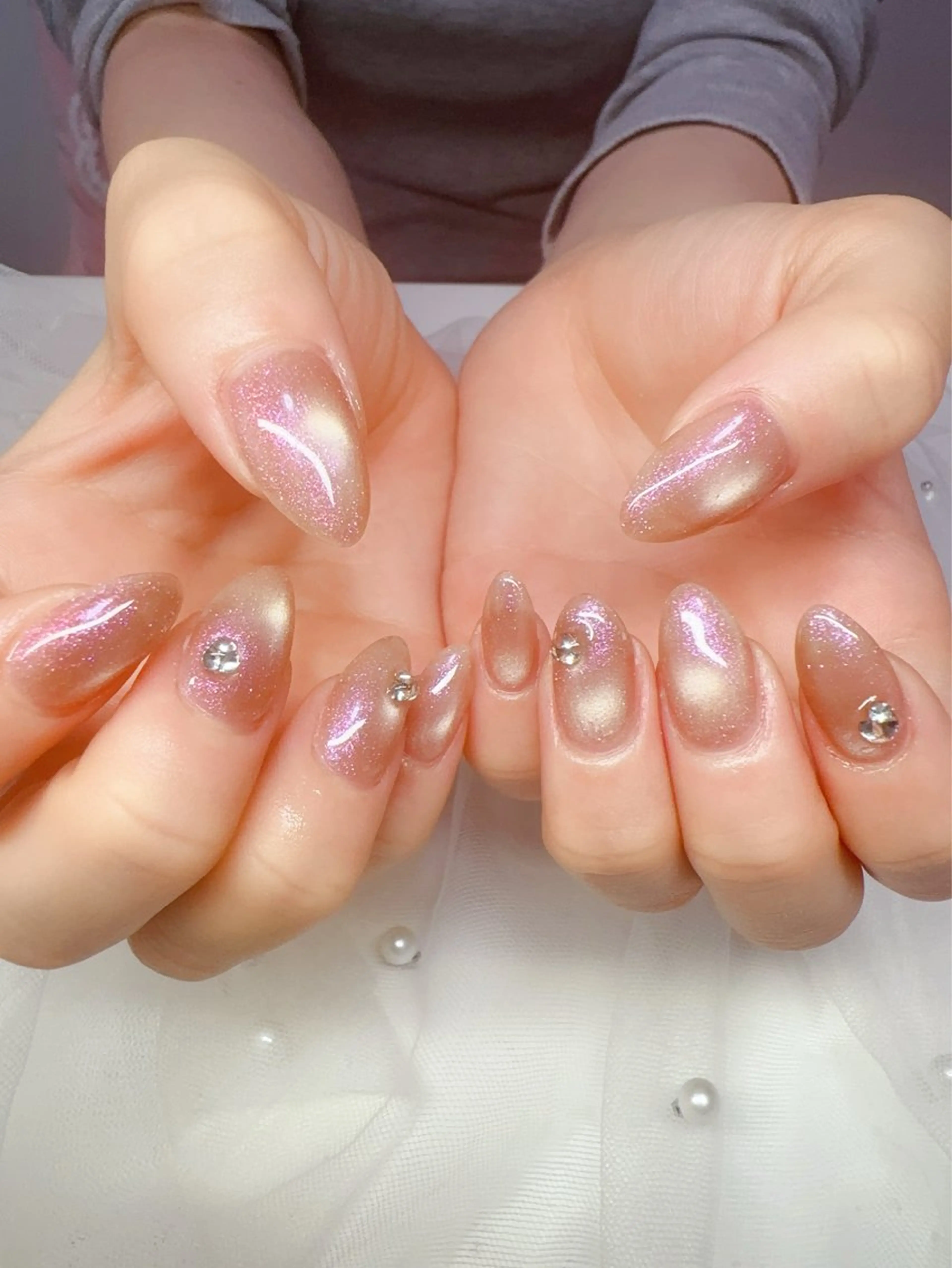 ネイル オーロラネイル チークネイル 成人式 長さ出し ジェルネイル ハンドネイル YUYI.nail salonのネイルデザイン