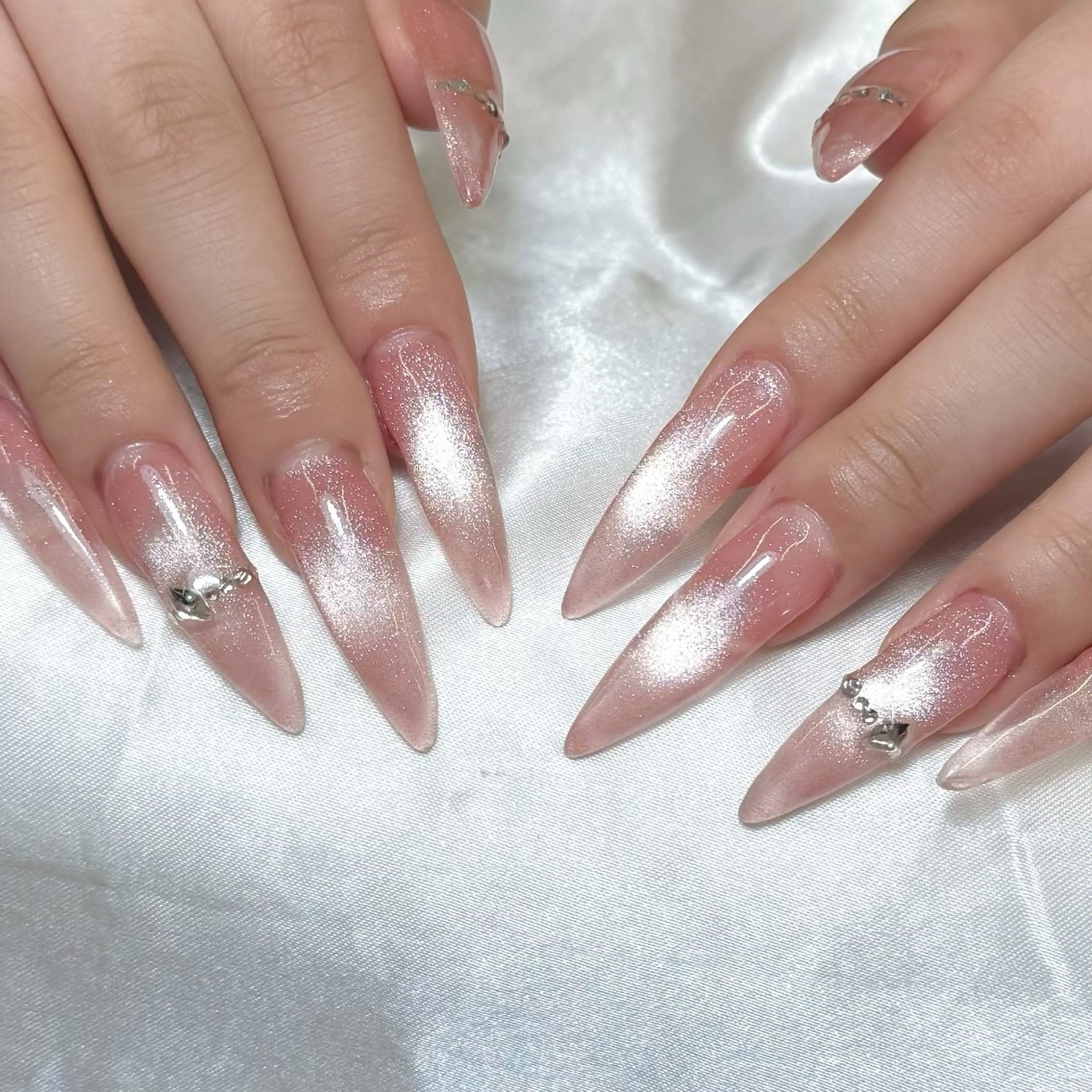 ネイル ハンドネイル NAIL atre AYAのネイルデザイン