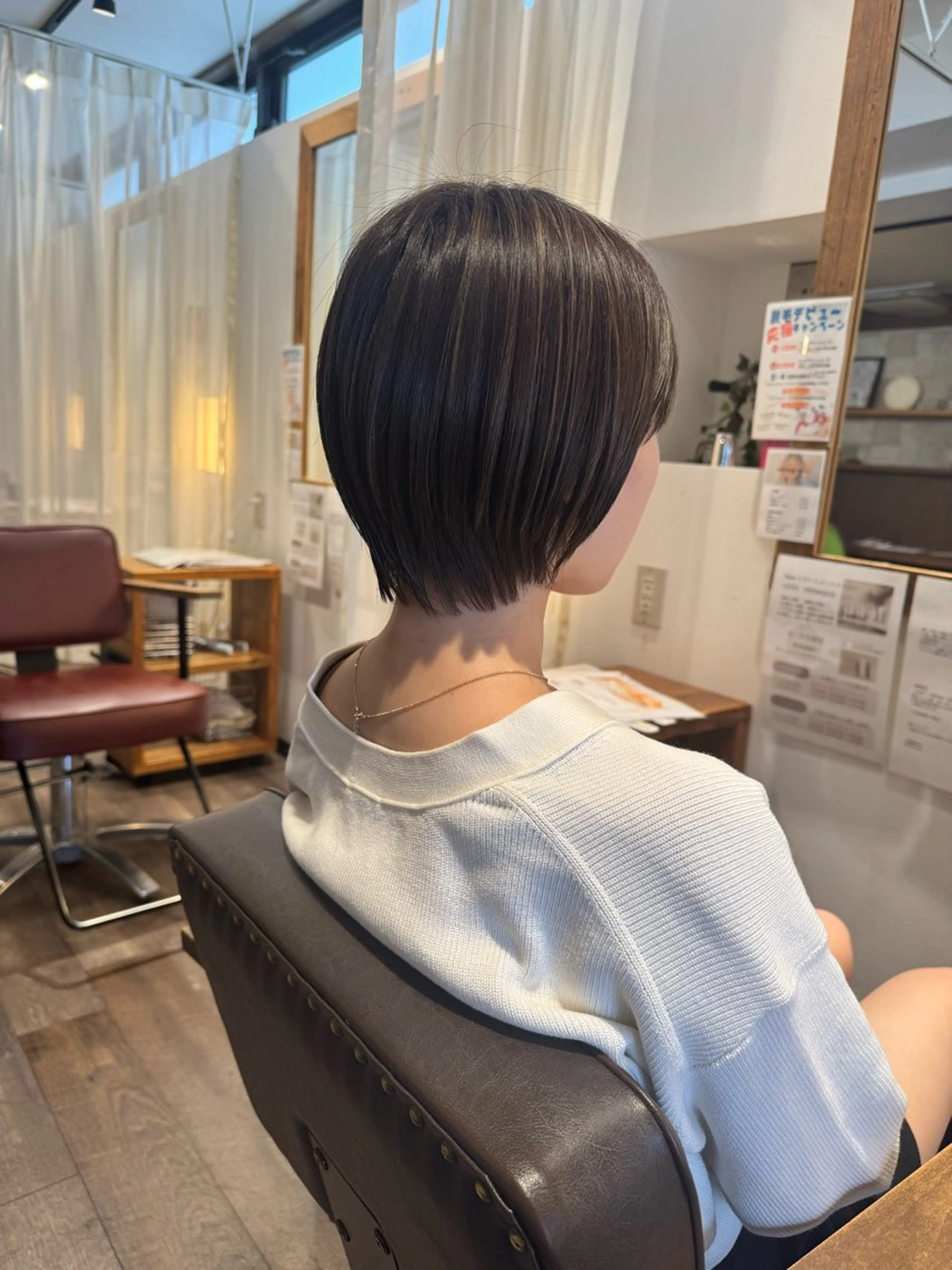 ショート 浅津 菜月のヘアスタイル