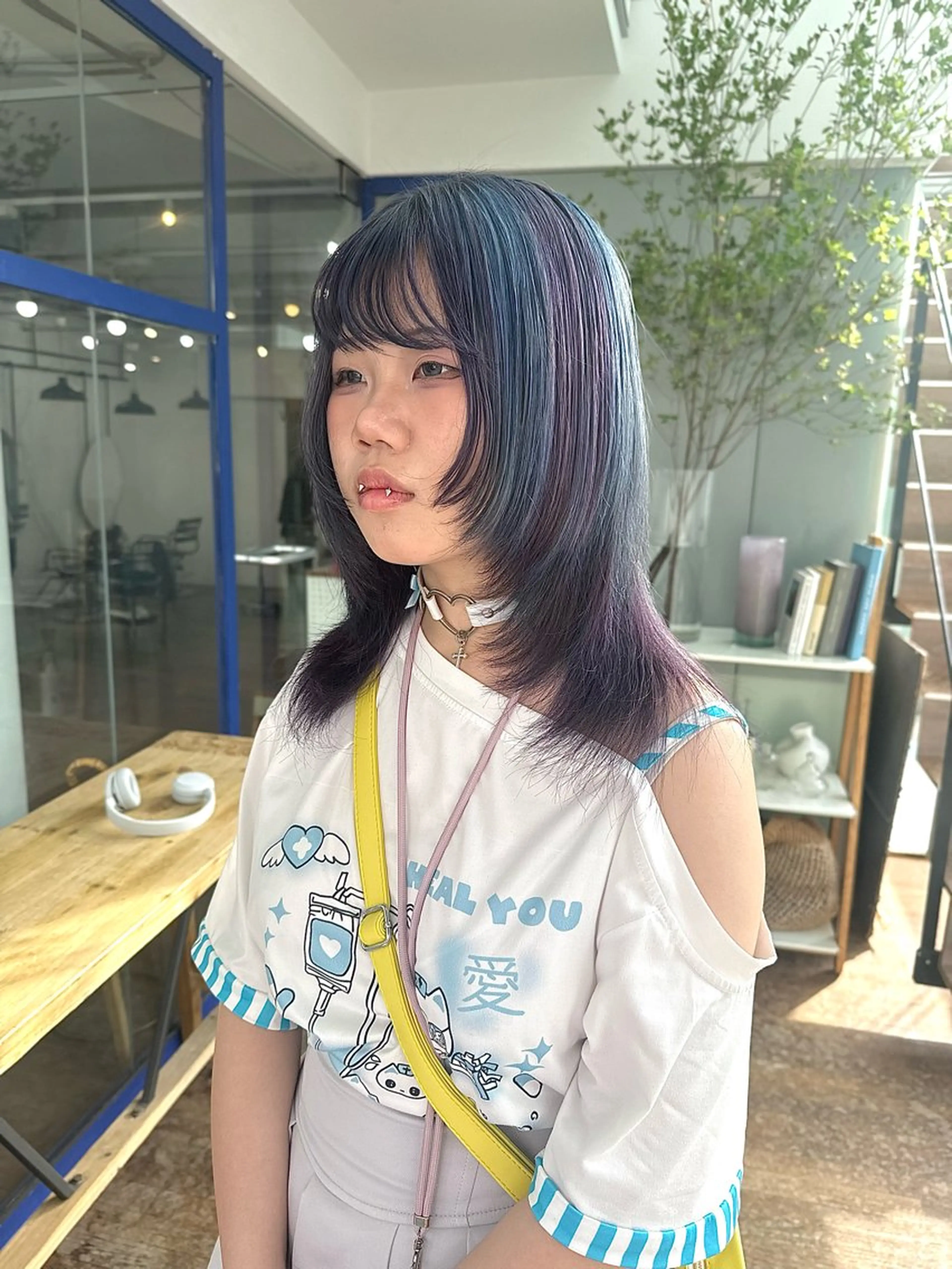 セミロング カラー 🌻名古屋🌻 🫧ハイトーン🫧のヘアスタイル