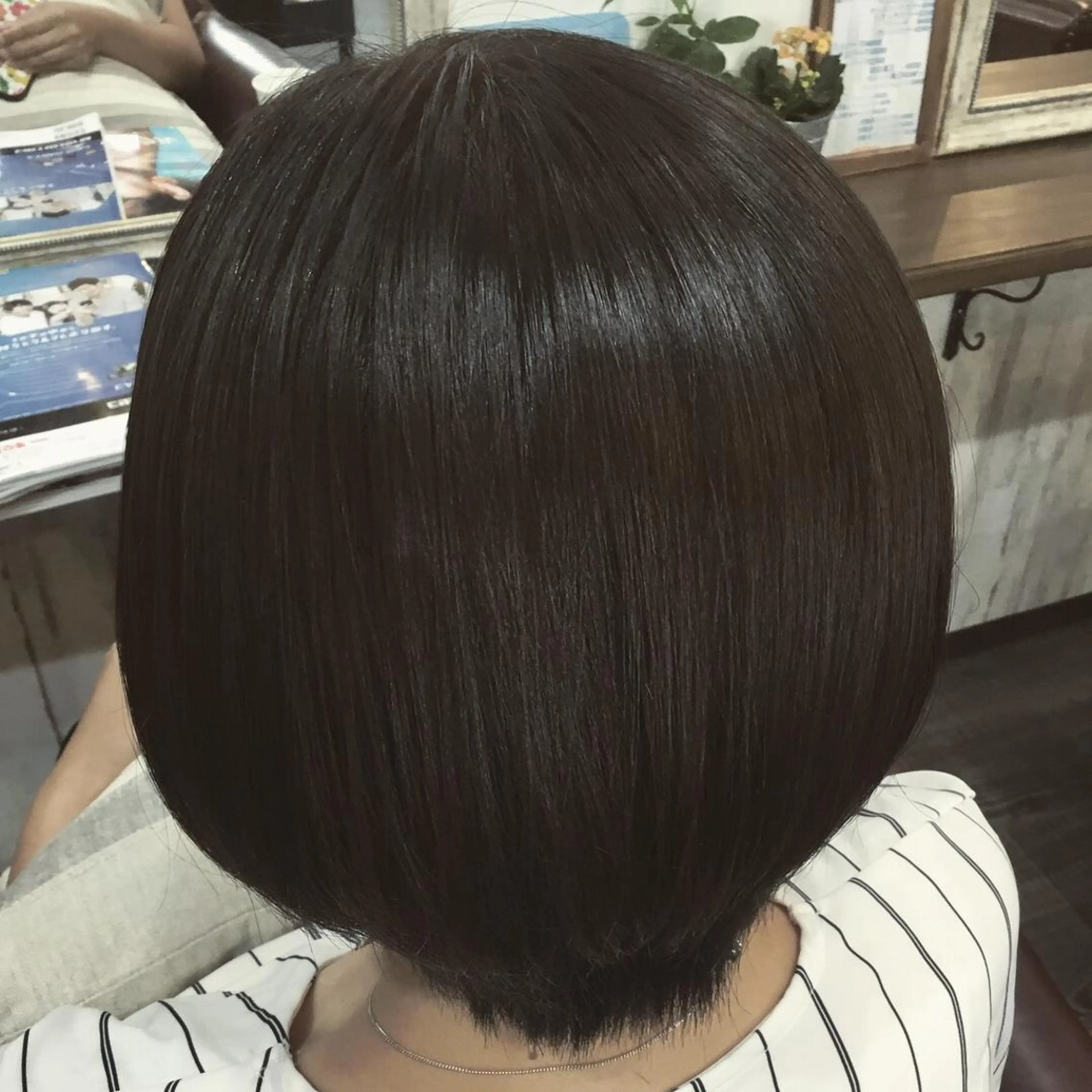 ショート カラー パーマ embrace エンブレイスのヘアスタイル