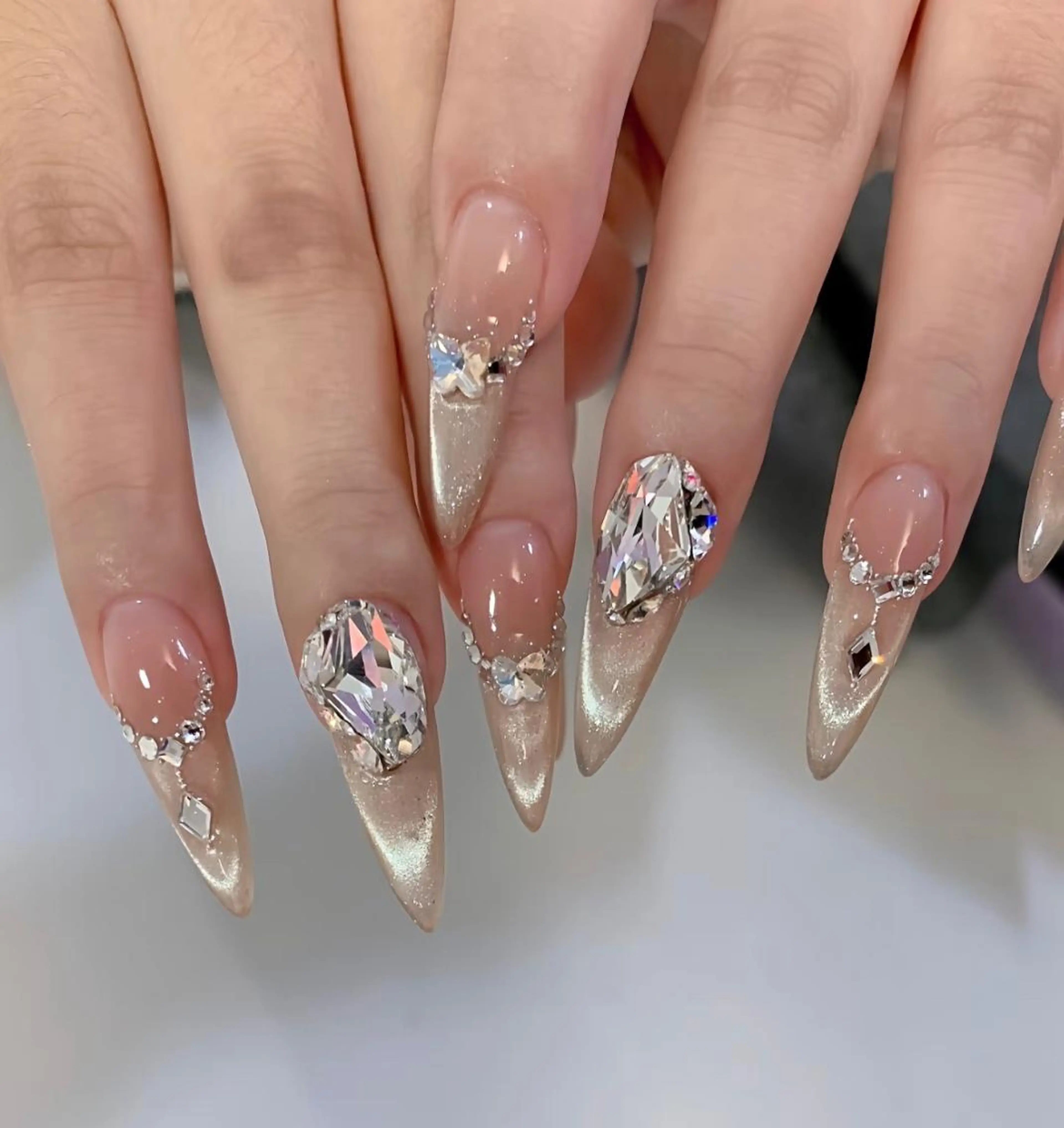 ネイル ハンドネイル 🍑 momo_nailのネイルデザイン
